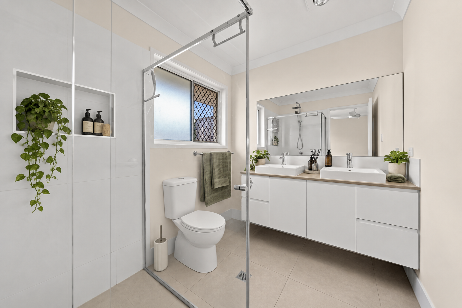 6 Gibson Street — photo 15 of 18