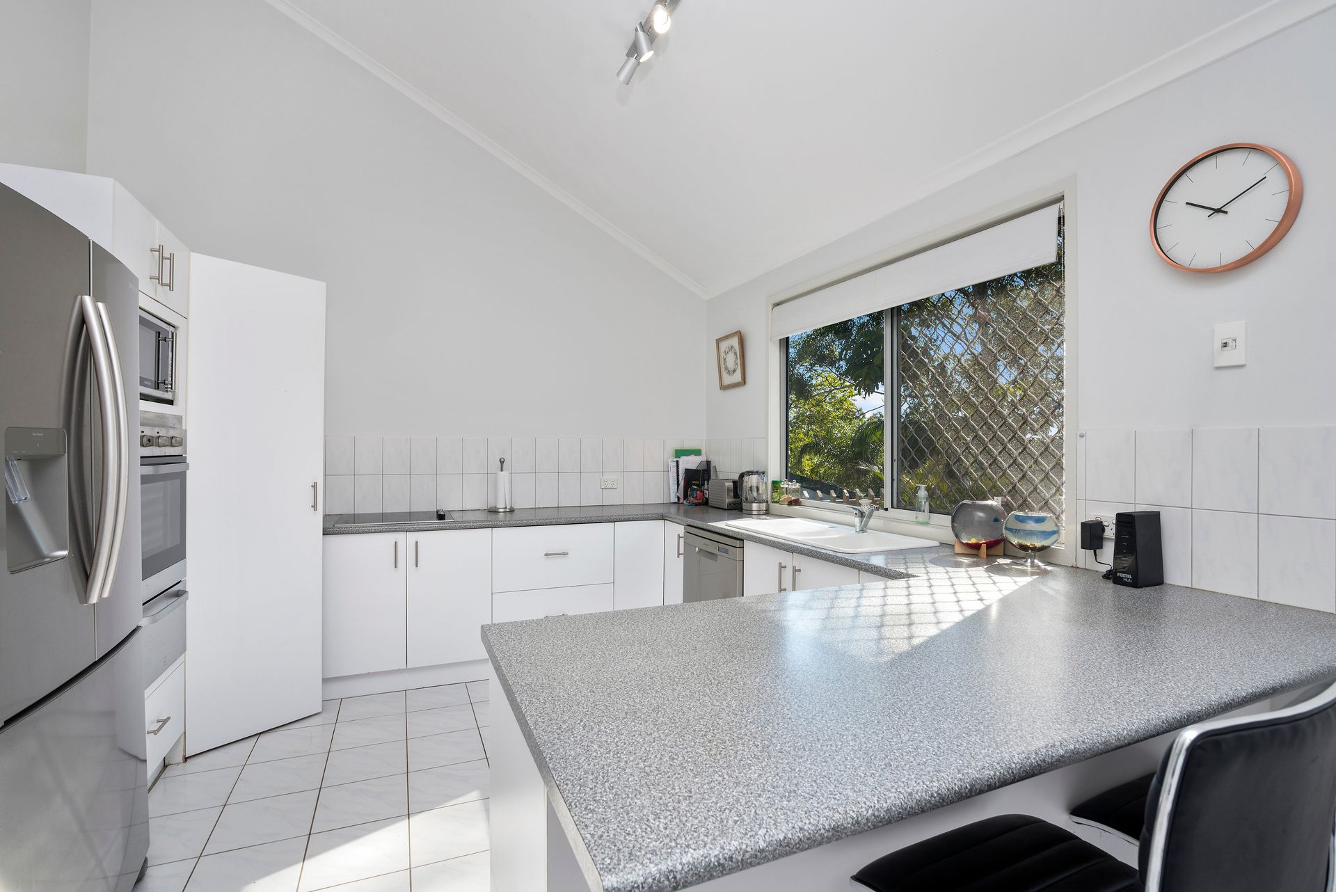 46 Jarrahdale Drive, Elanora, QLD 4221
