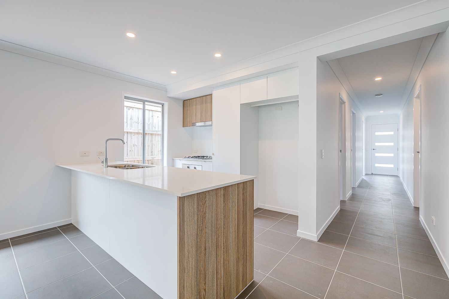 12 Austin Way, Park Ridge, QLD 4125