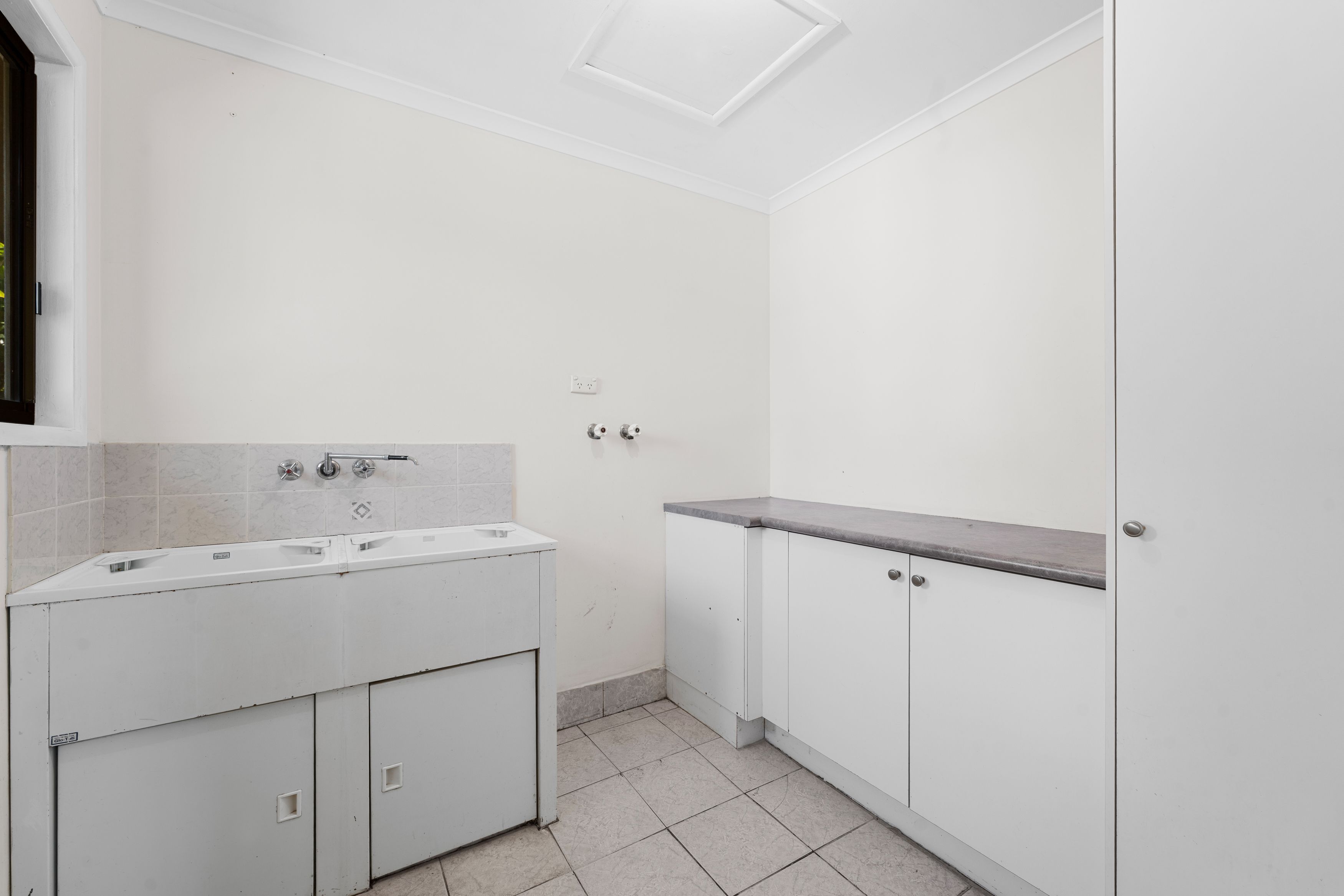 7 Mary Street East — photo 16 of 24