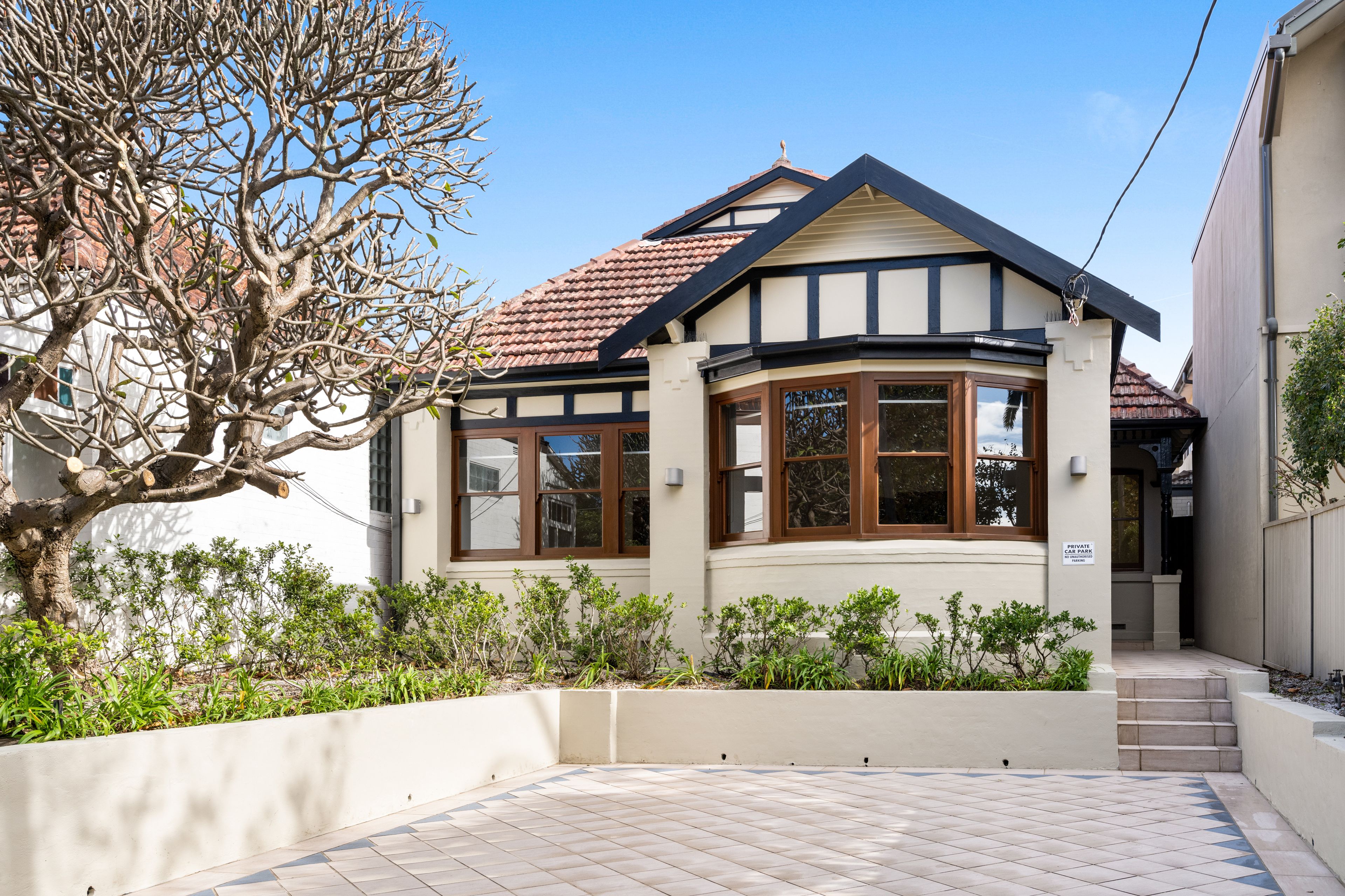 306 Miller Street — photo from Ray White Lower North Shore (Mosman)