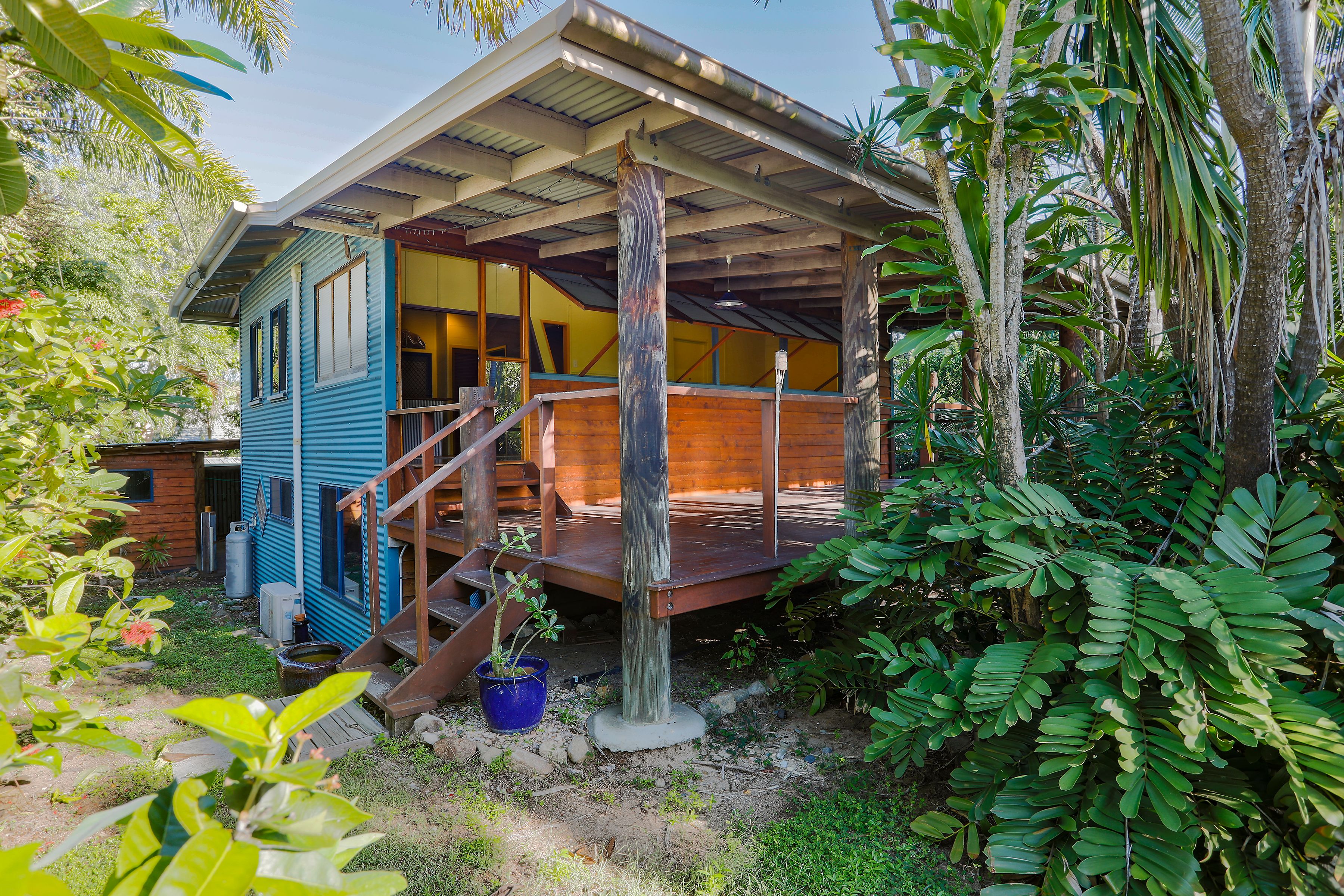12 Mango Avenue, Eimeo QLD 4740