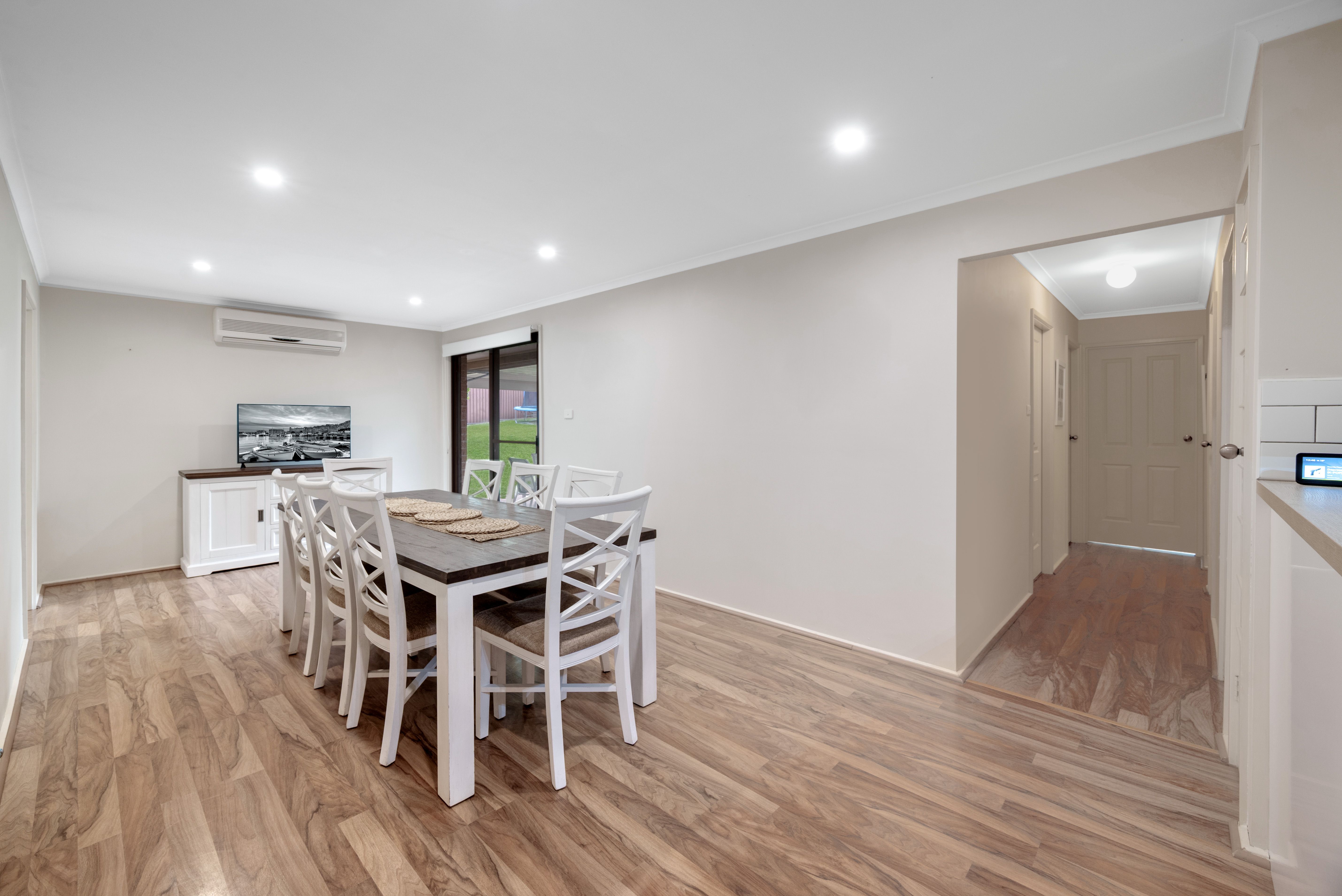 40 Romeo Crescent, Rosemeadow, NSW 2560