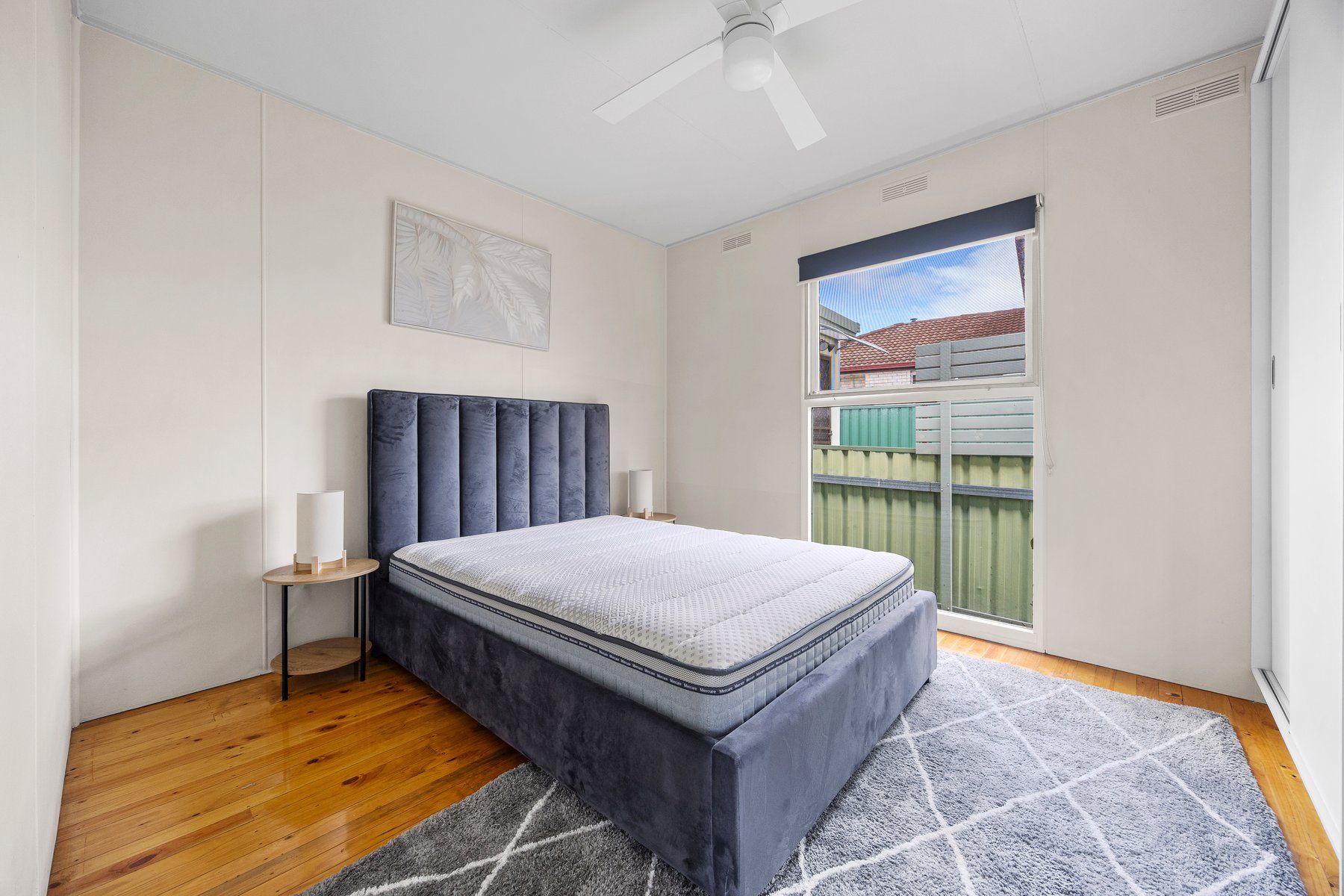 1/4 Sutherland Street — photo 7 of 11