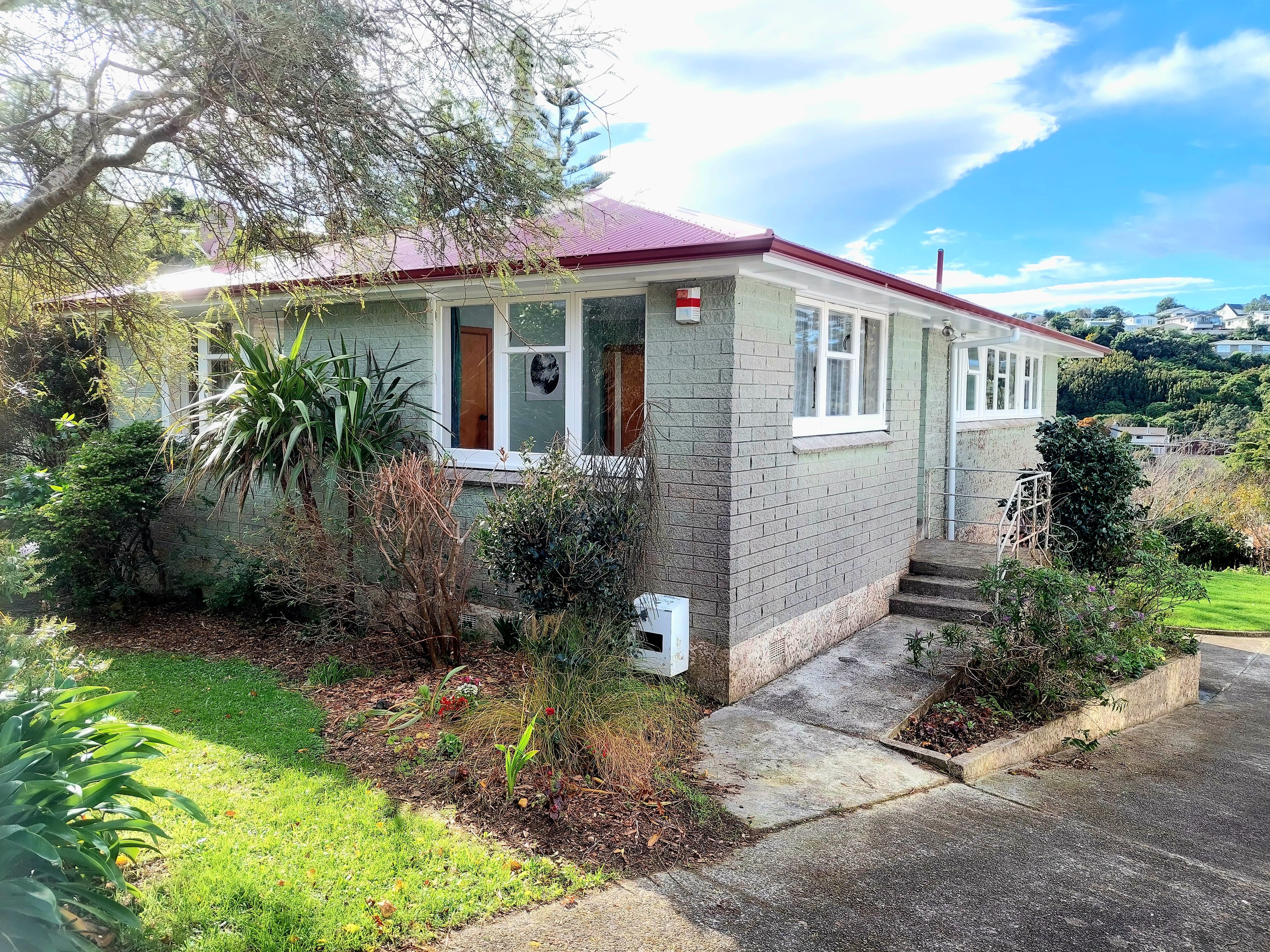 186 Dowse Drive, Maungaraki, Lower Hutt City