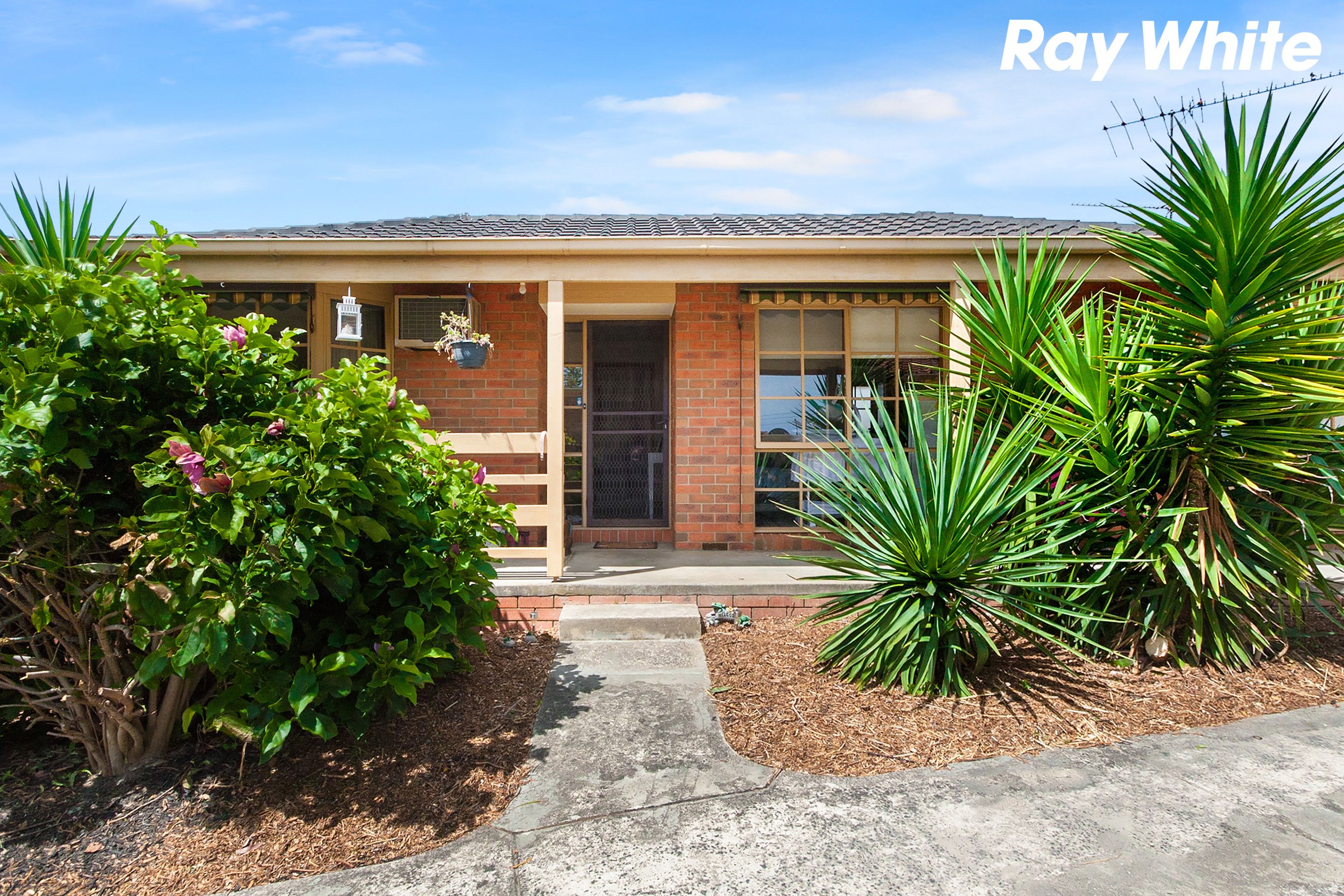 27 Atkins Road, Pakenham, VIC 3810