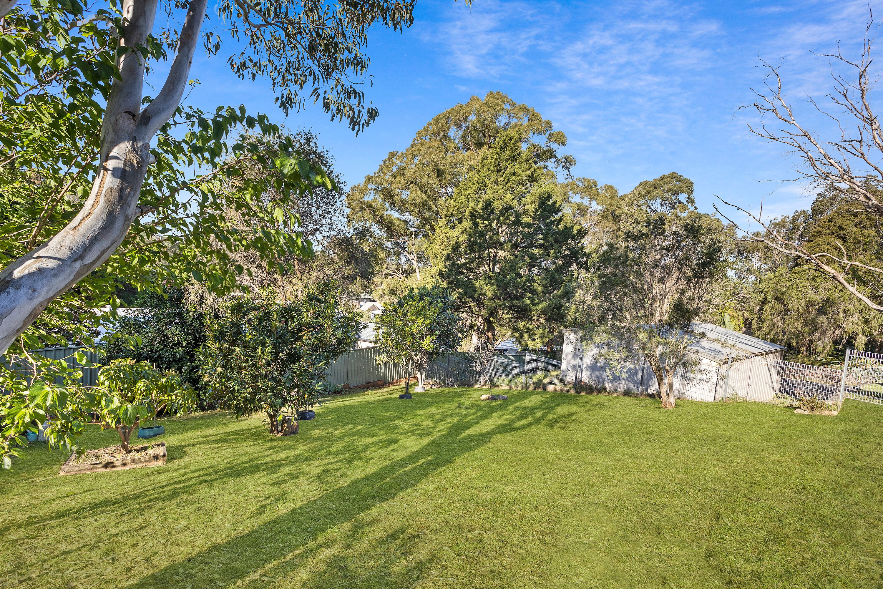 17 Plumwood Crescent — photo 9 of 10
