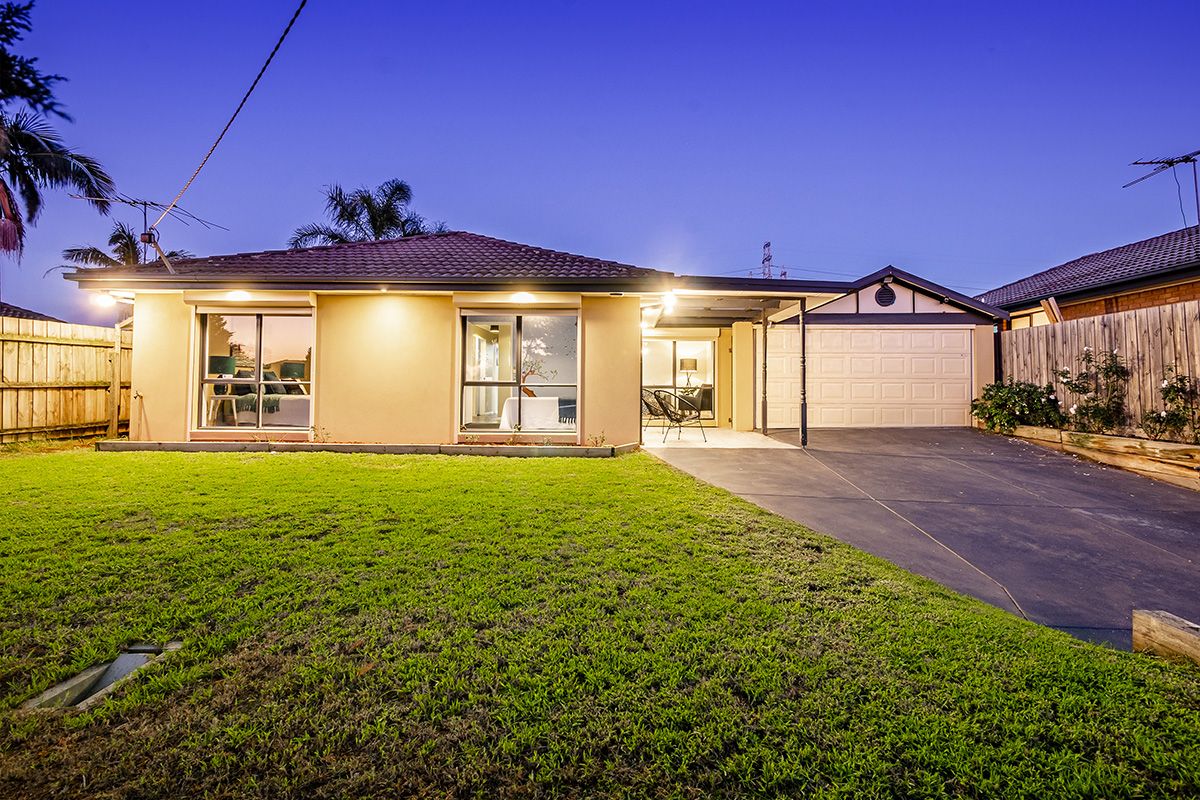 14 Emma Court, Hampton Park VIC 3976