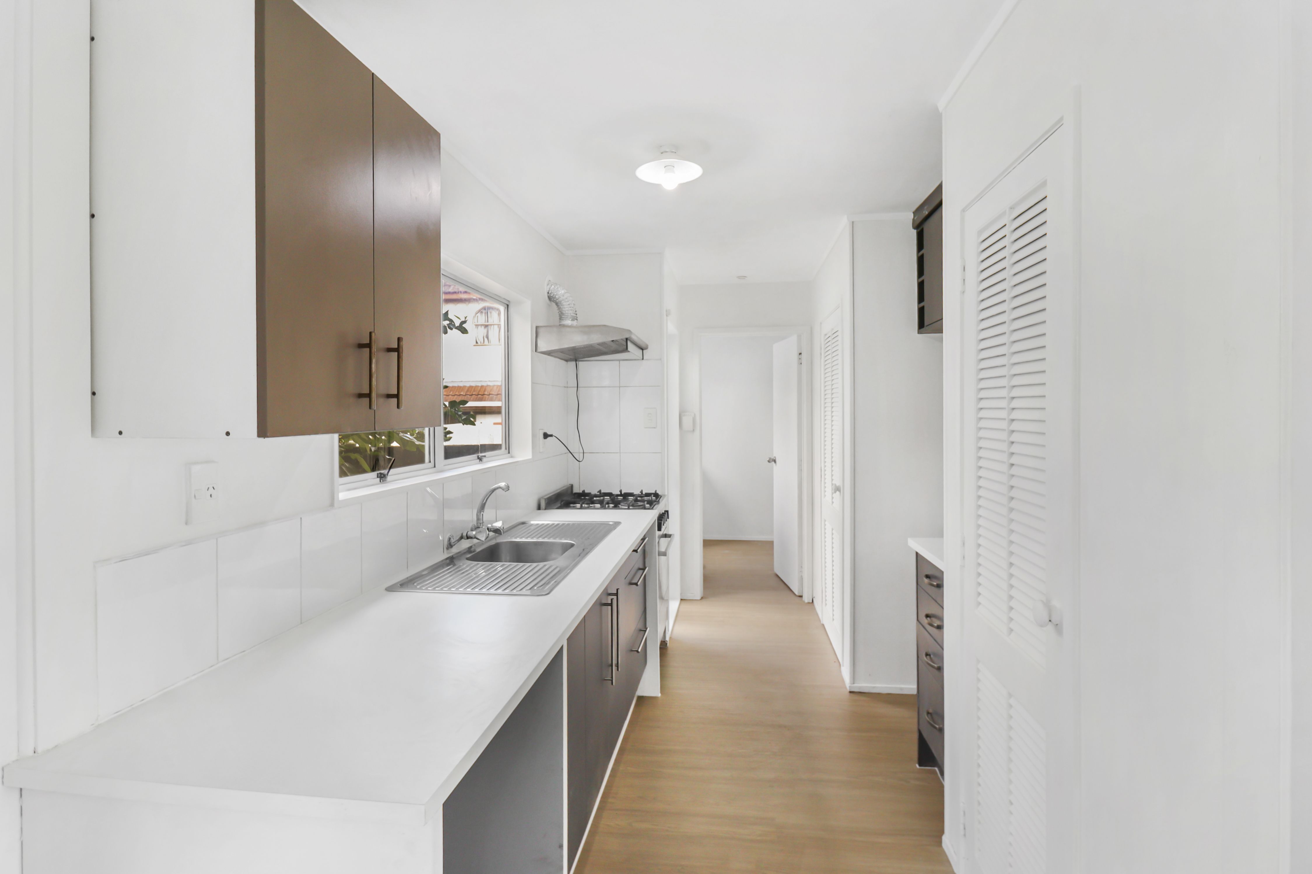 8 Walter Strevens Drive, Conifer Grove, Manukau City