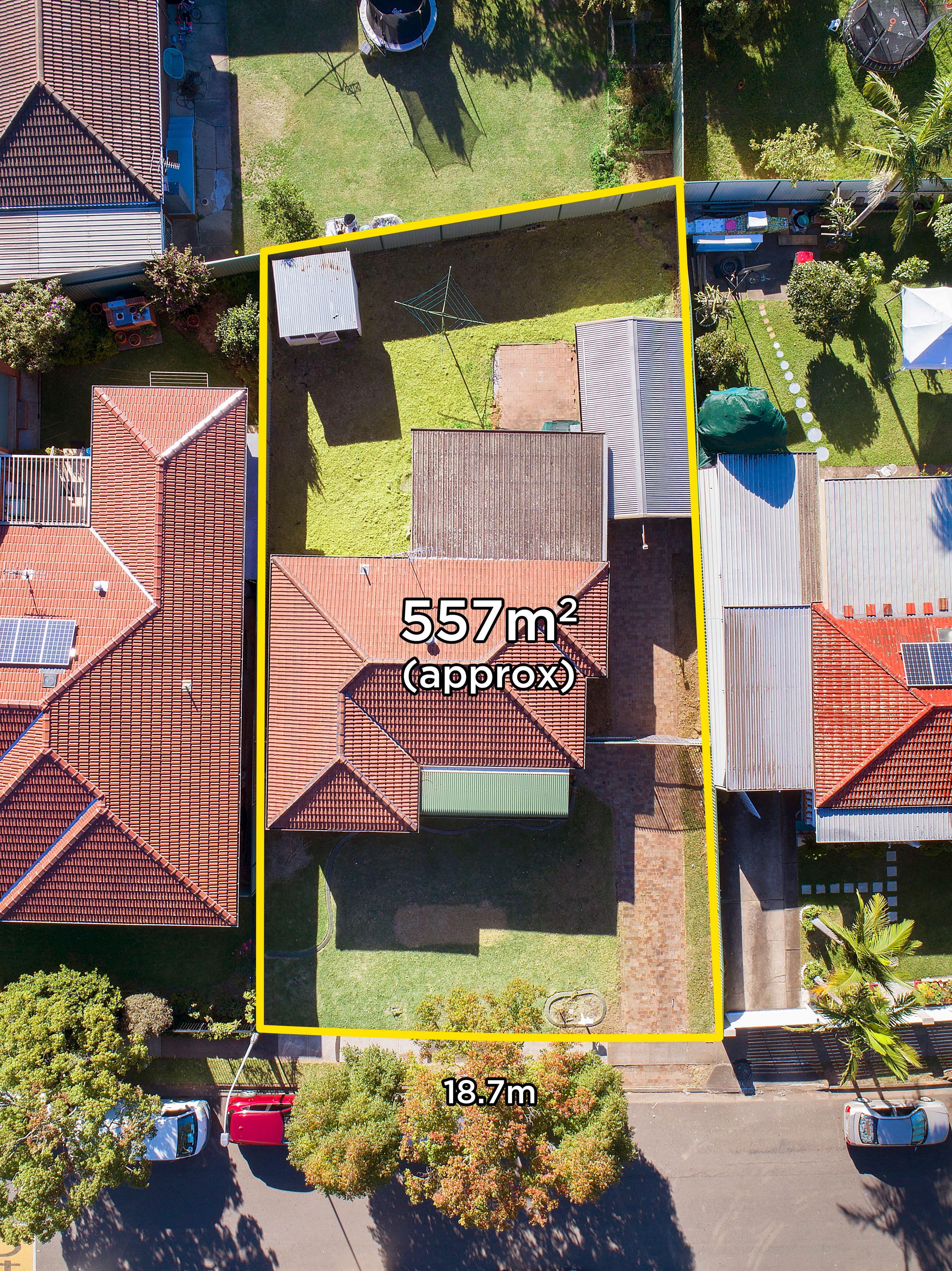 31 Coolatai Crescent, Bossley Park NSW 2176
