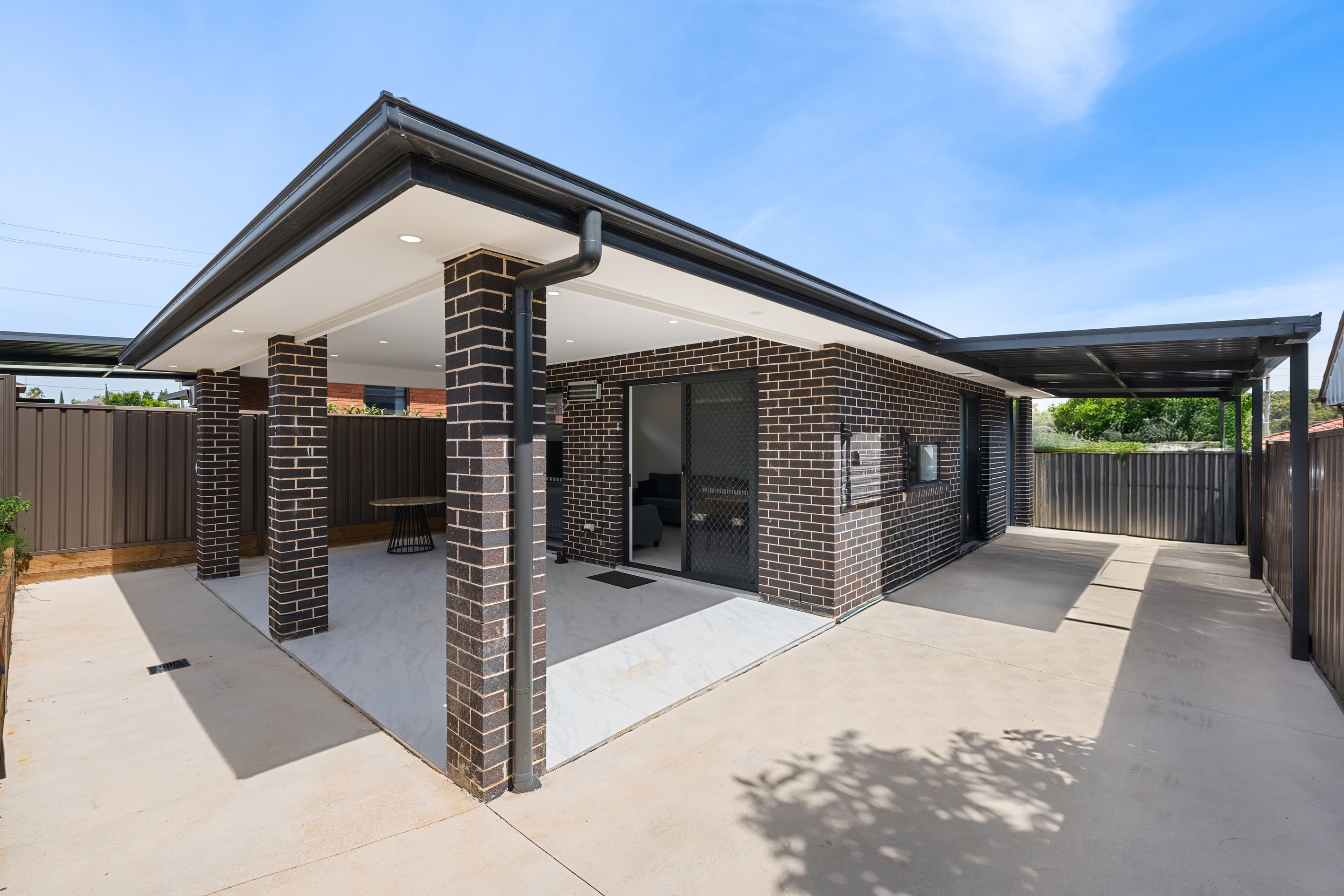 919 & 919A The Horsley Drive, Smithfield, NSW 2164