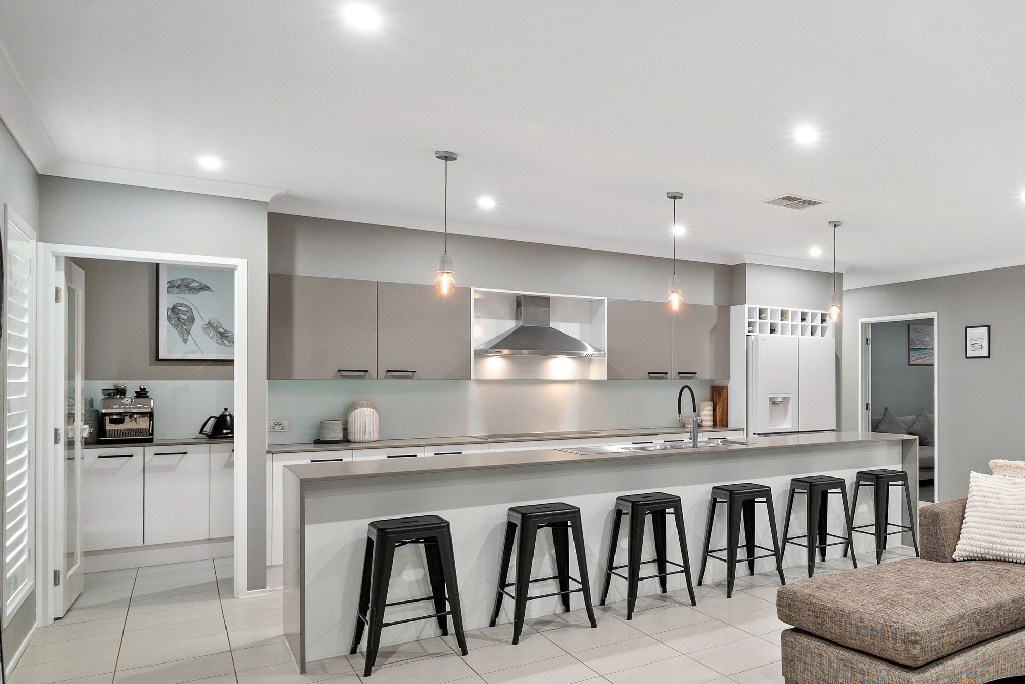 1 Portsmouth Circuit, Jordan Springs, NSW