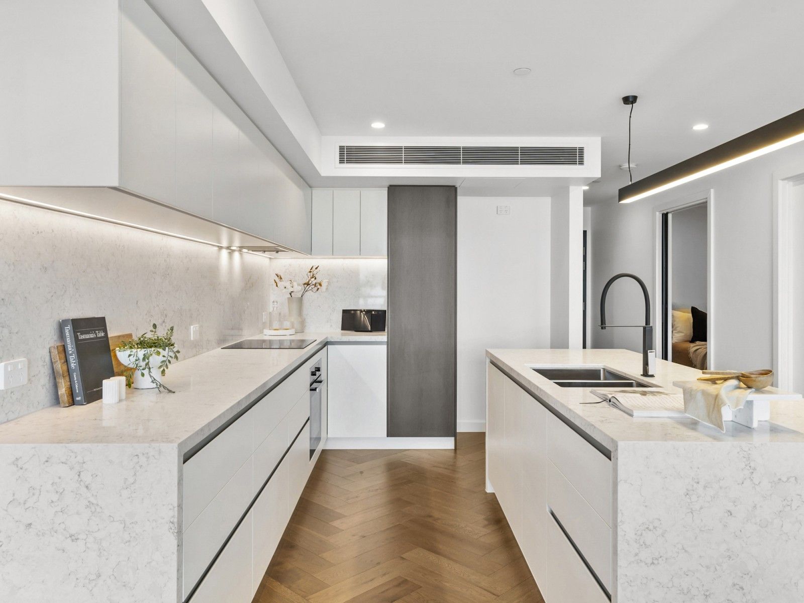 608/62 Patrick Street — photo 6 of 30