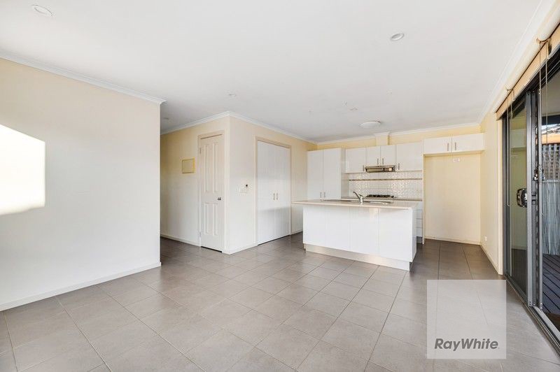 2/52 Campbell Street, Westmeadows, VIC 3049
