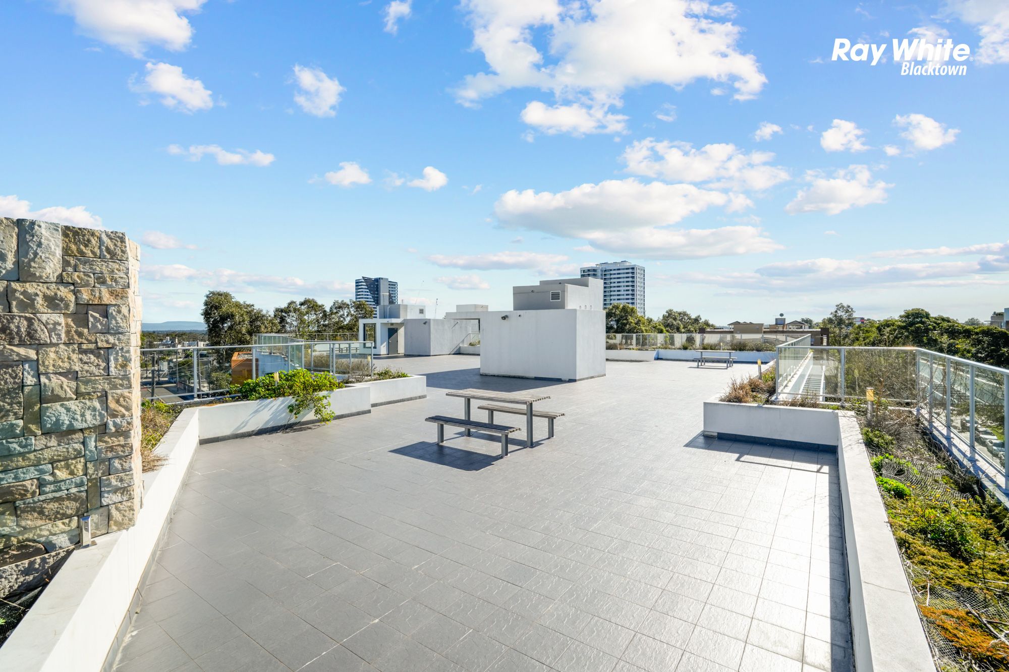 G08/43 Devitt Street — photo 15 of 23