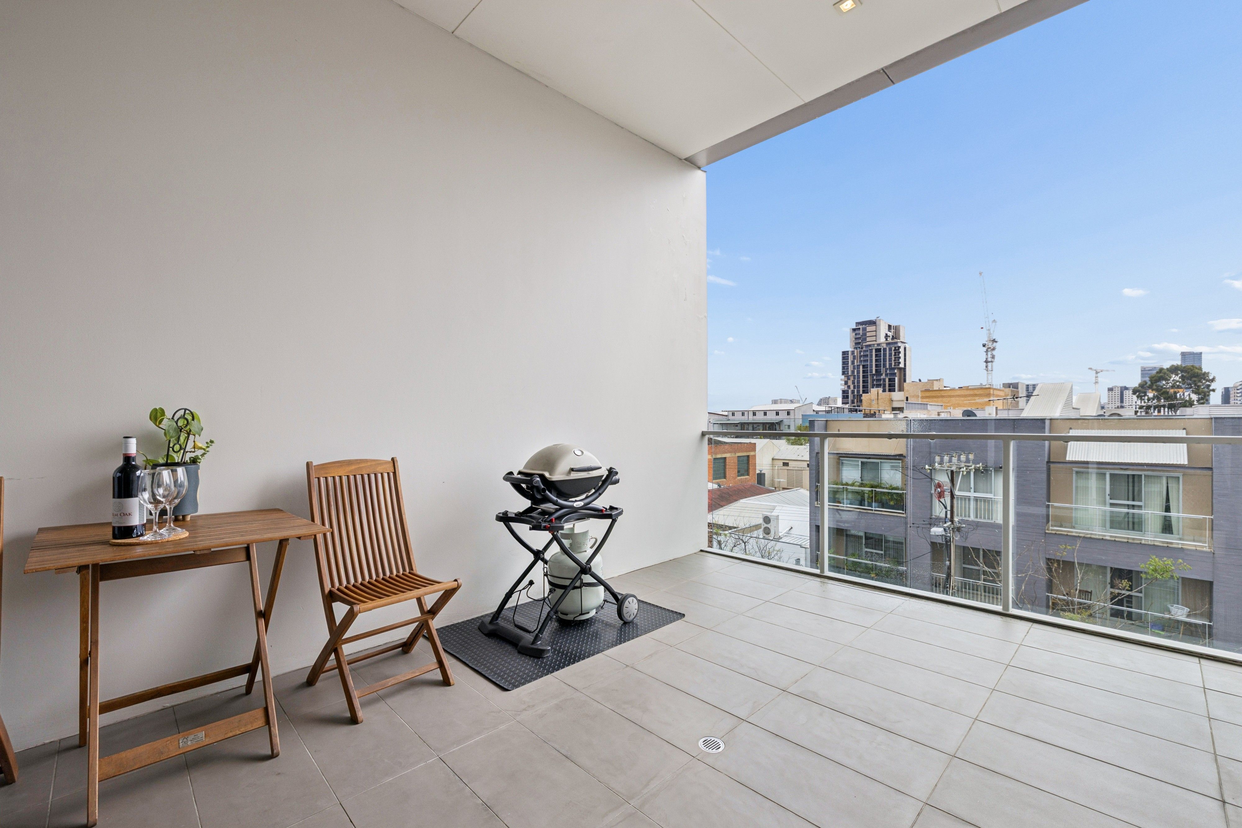 6/115 Gilbert Street — photo 9 of 17