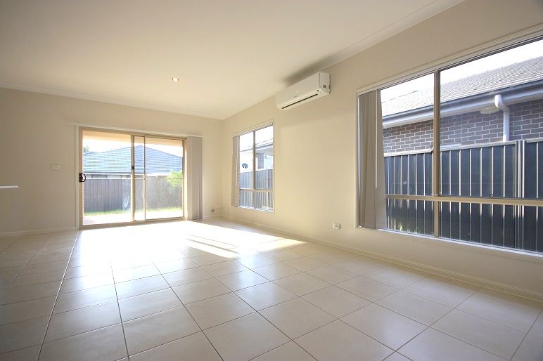 12 Norton Street, Spring Farm, NSW 2570