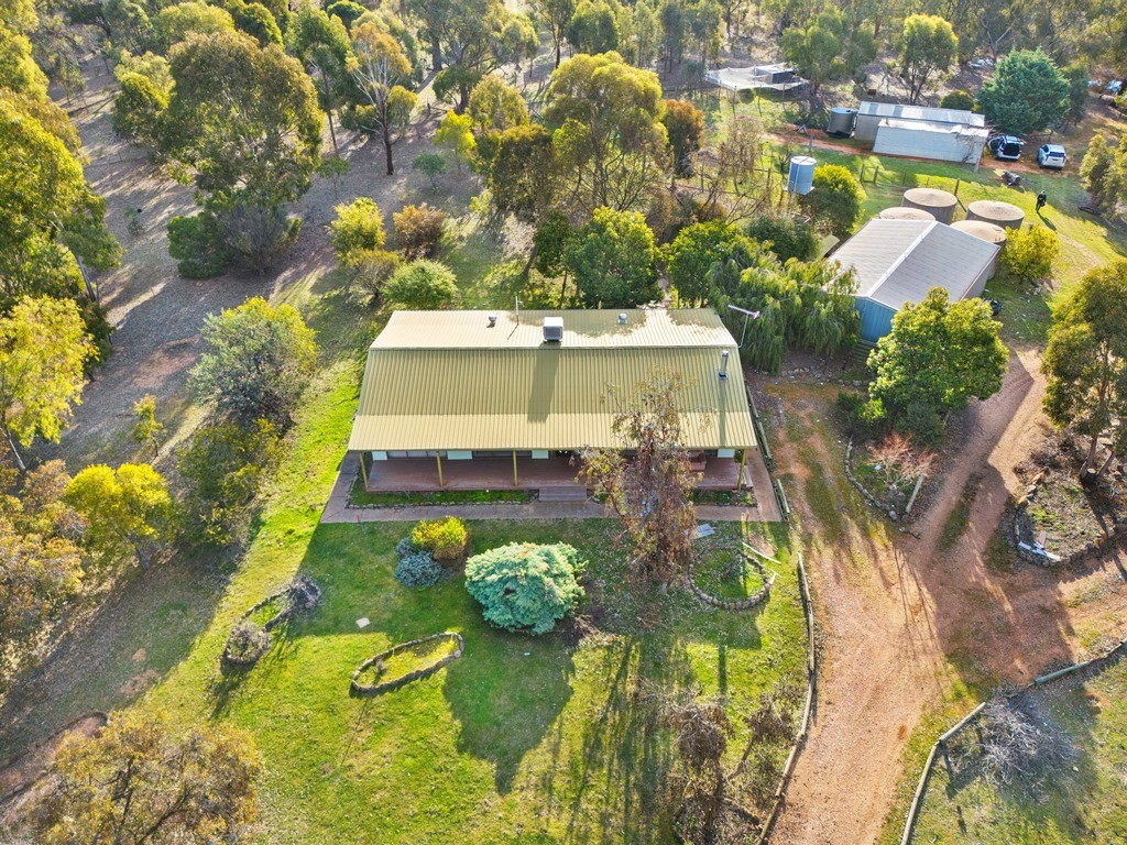70 Lamplough Heights Road, Lamplough, VIC 3352