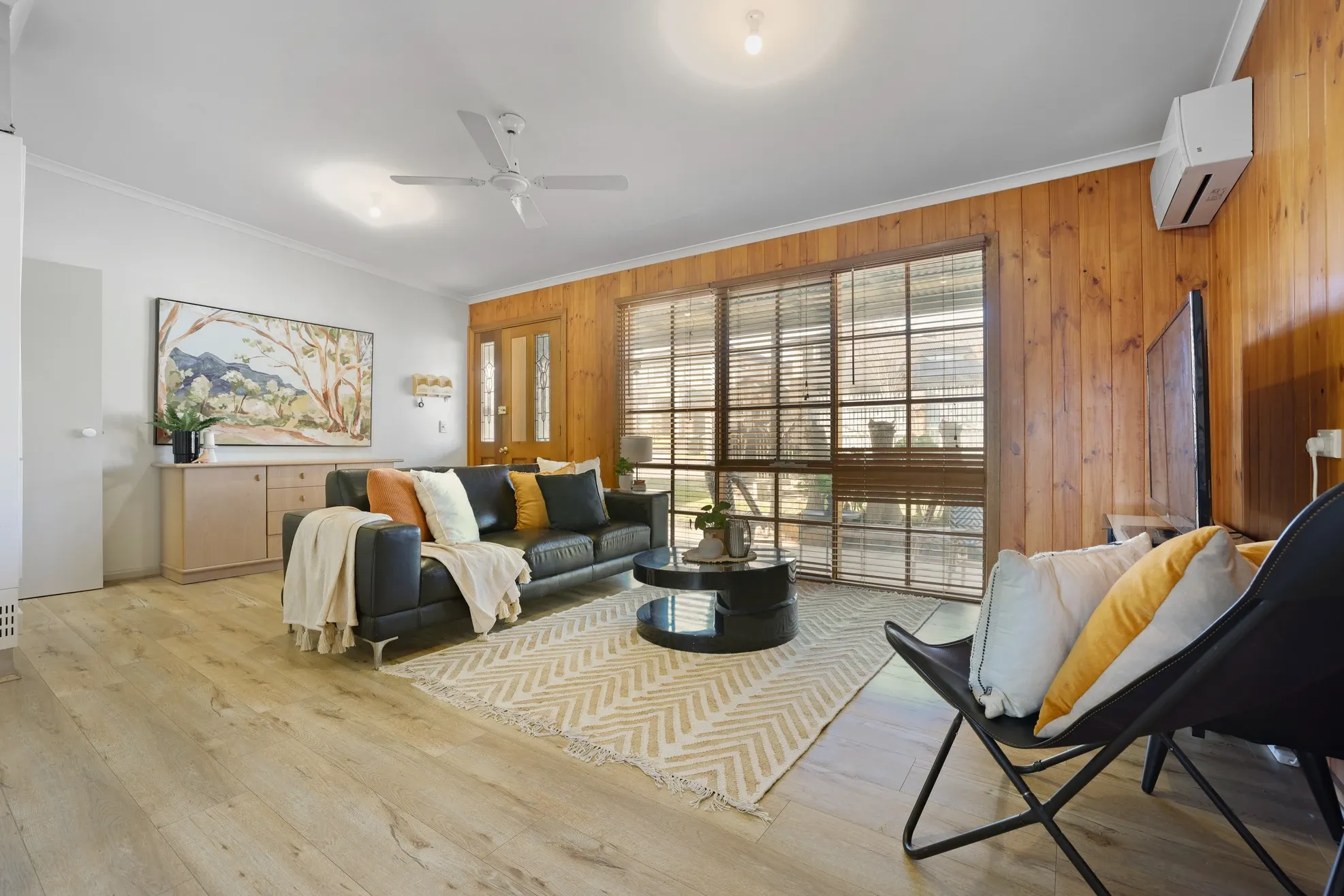 48 Loretto Avenue — photo 3 of 10