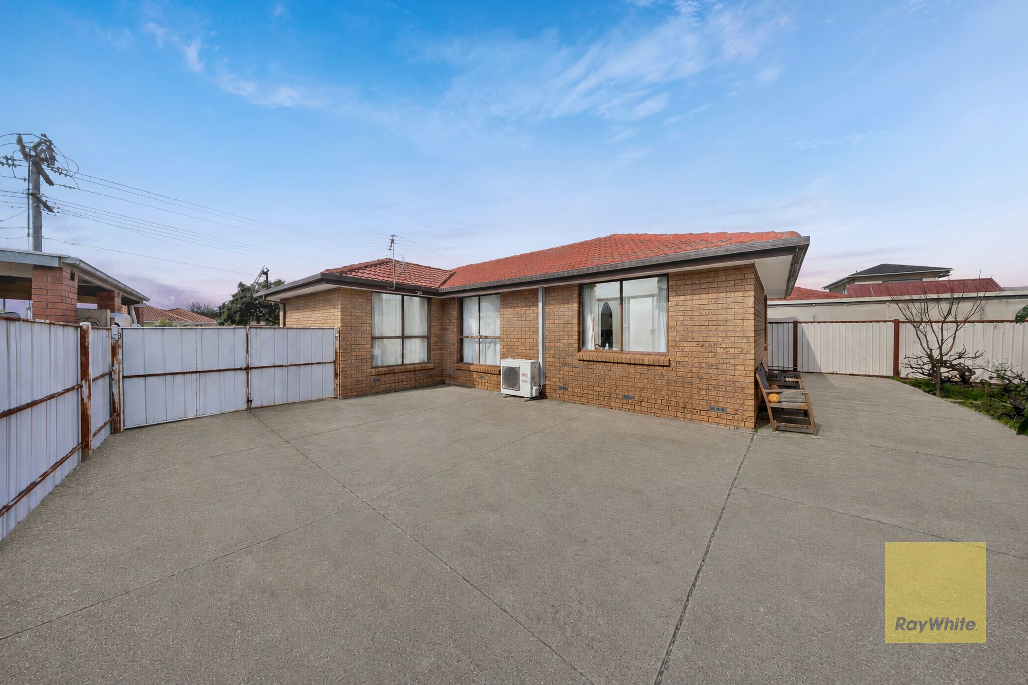 89 Tamar Drive — photo 13 of 19
