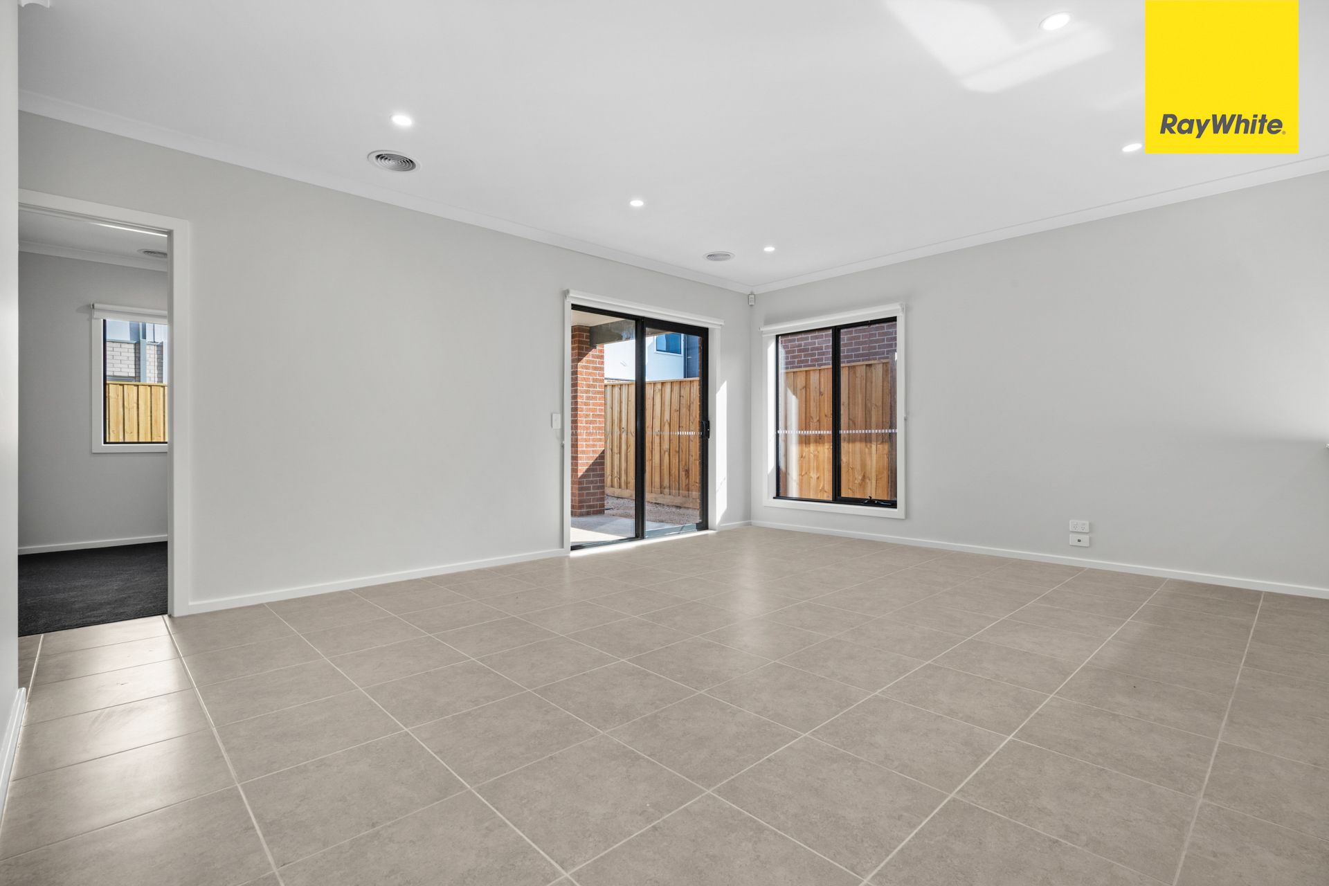 36 Salters Street — photo 4 of 12