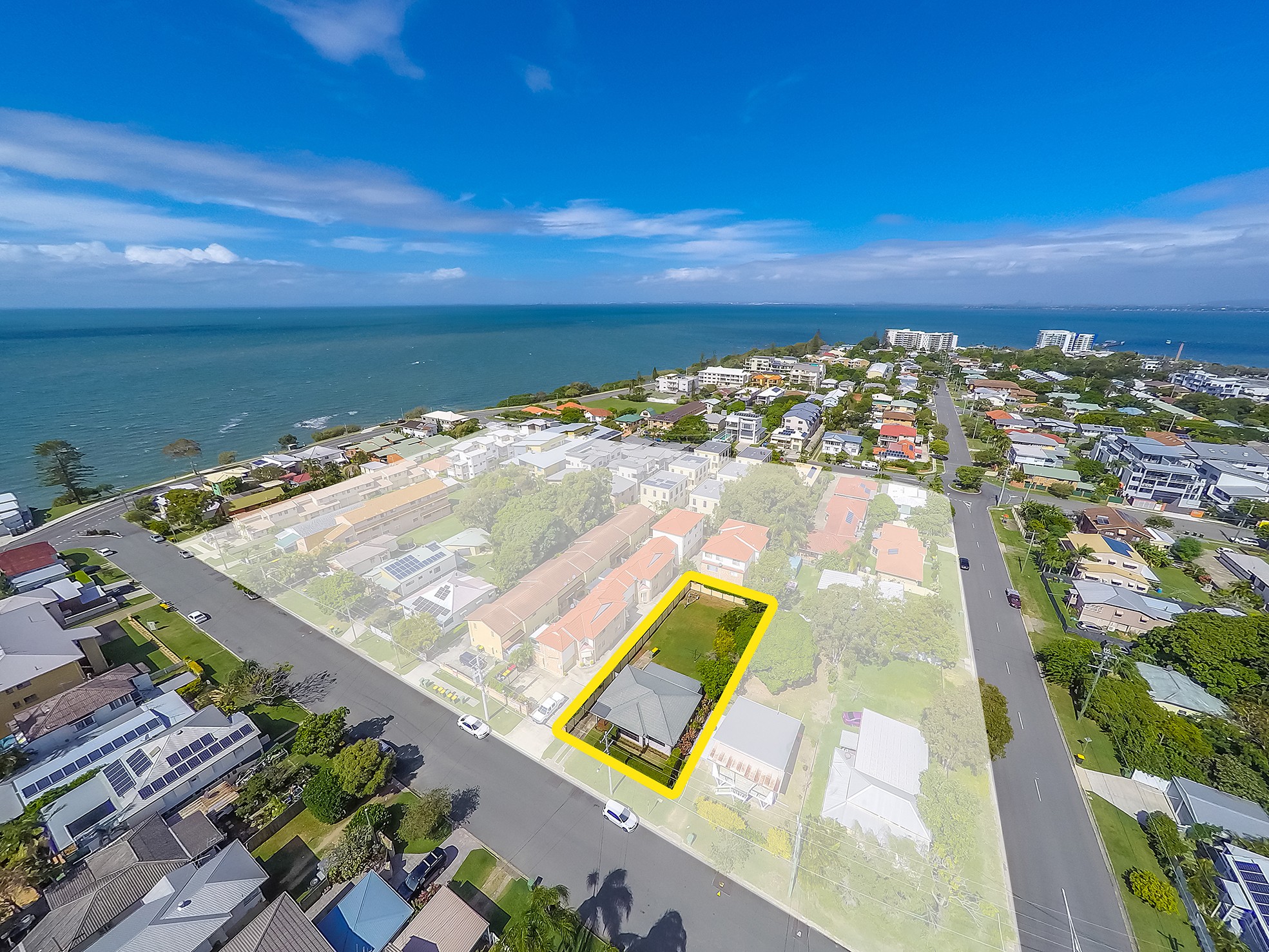 21 Ellen Street, Woody Point, QLD 4019