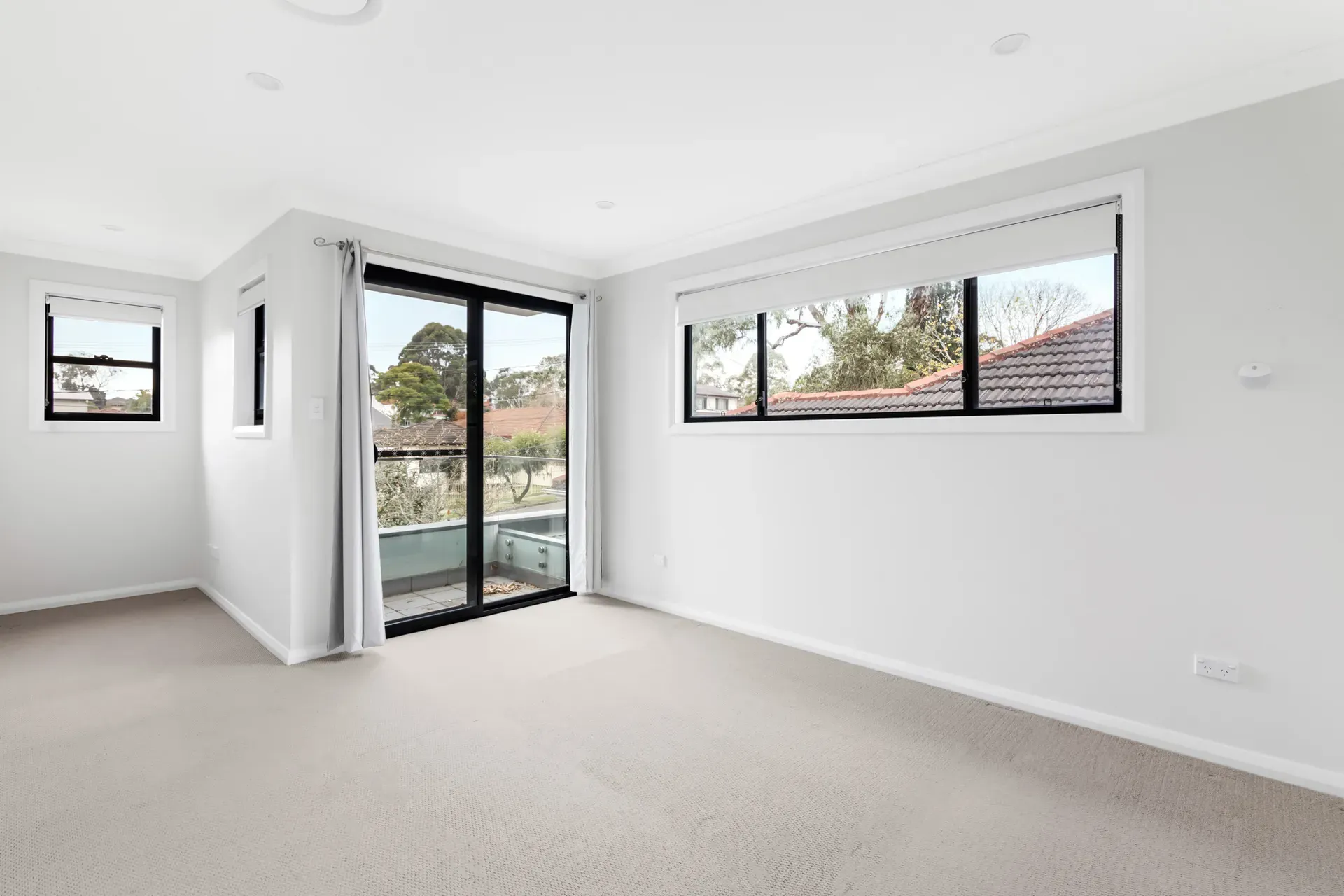 28 Acland Street — photo 9 of 10