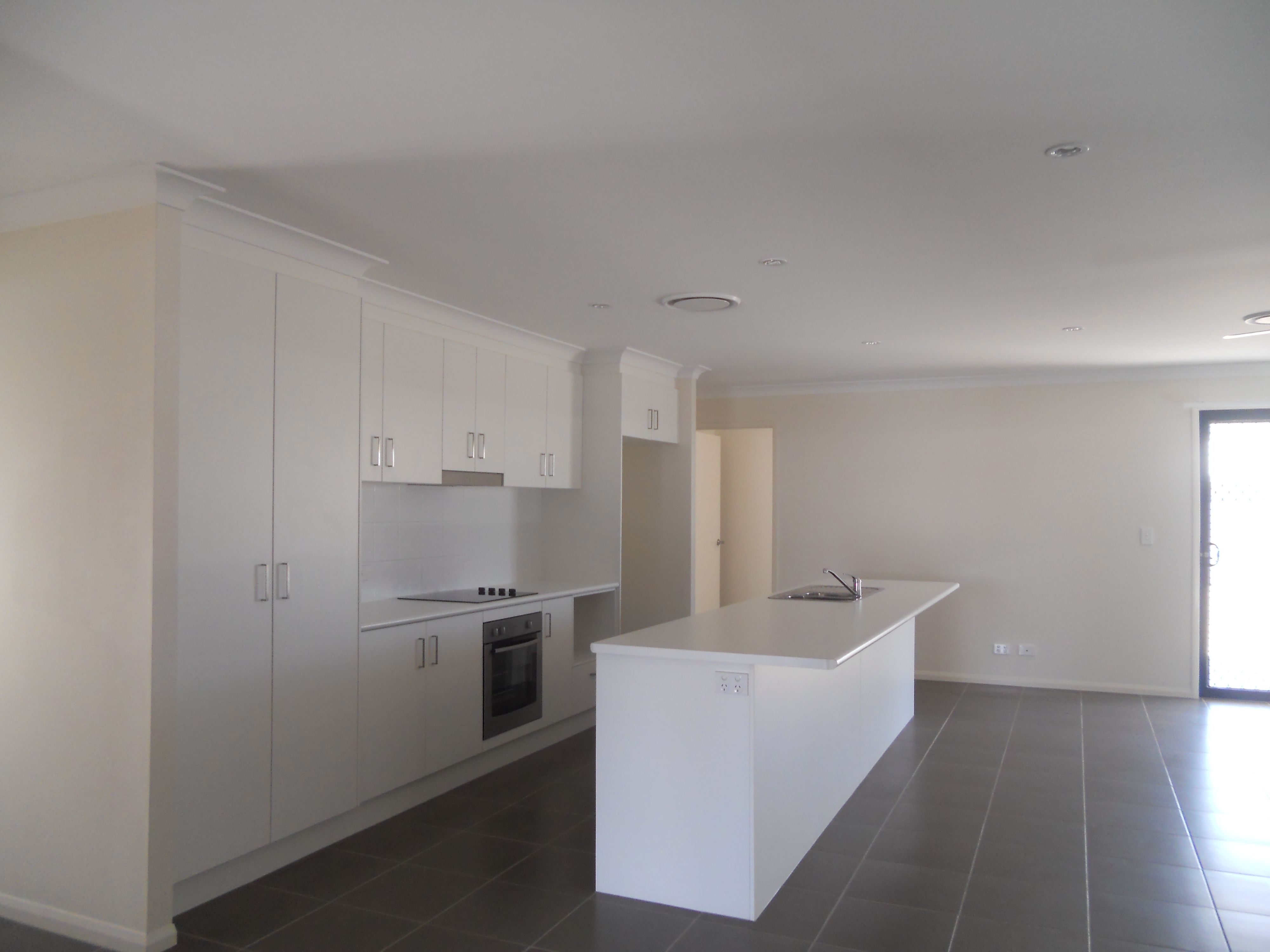 71 Taylor Street, Roma, QLD 4455