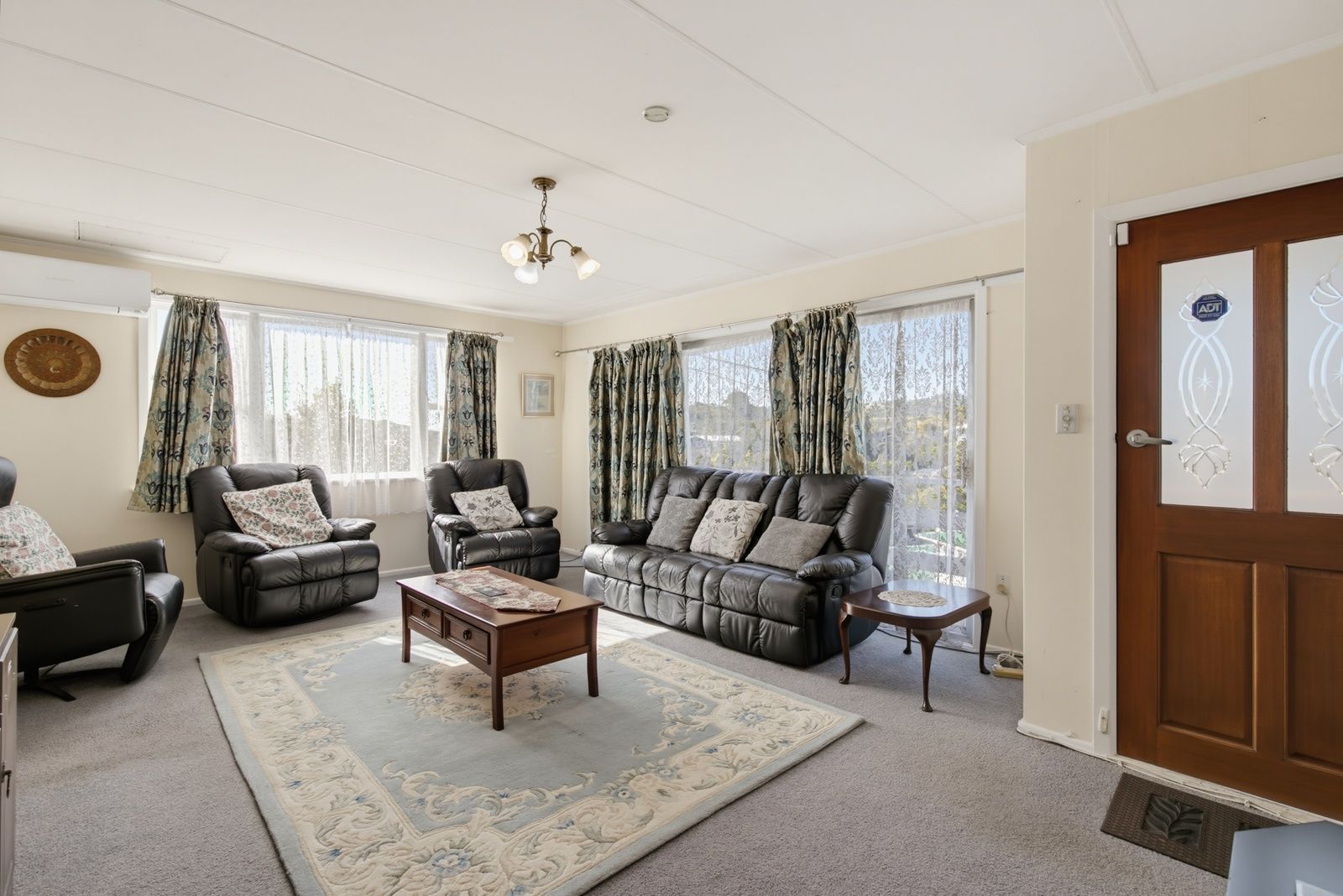 51 Catherine Crescent, Paparangi, Wellington City