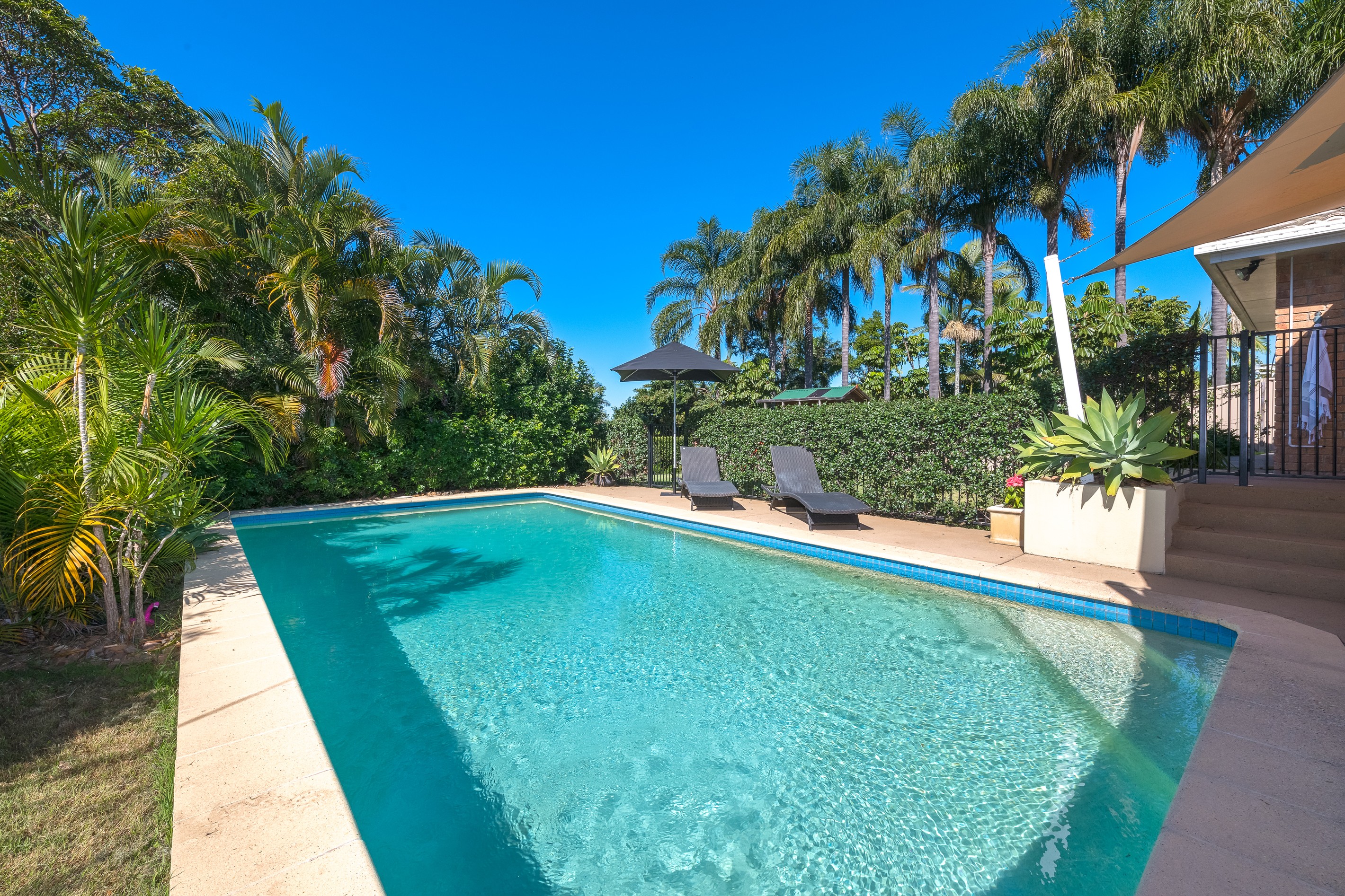 15 Ridgevale Drive, Helensvale, QLD 4212