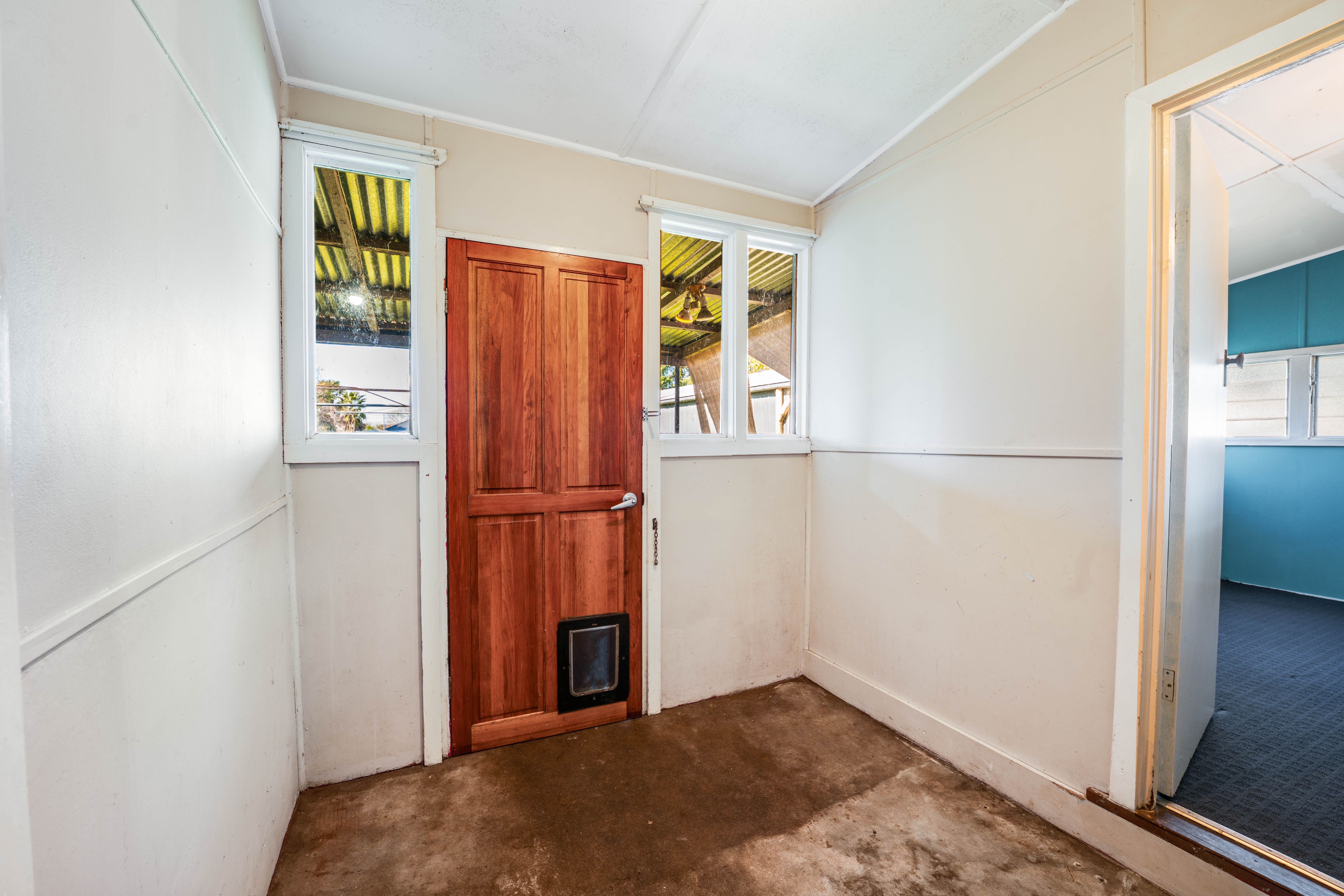 1040 Caratel Street — photo 14 of 17
