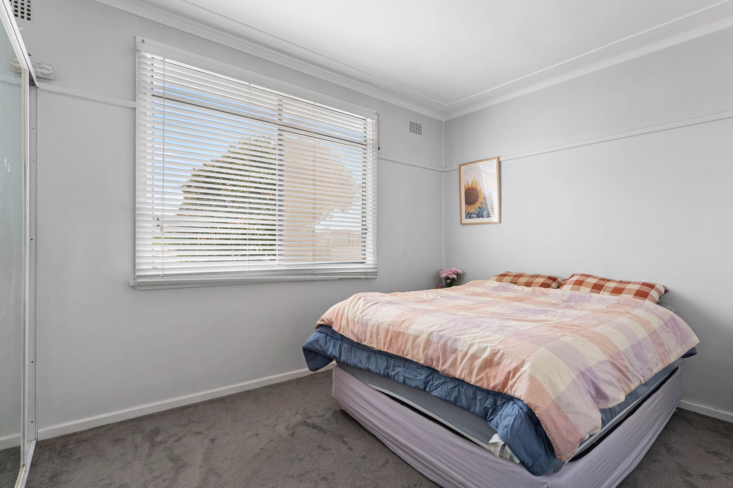 6 Churchill Street — photo 5 of 9