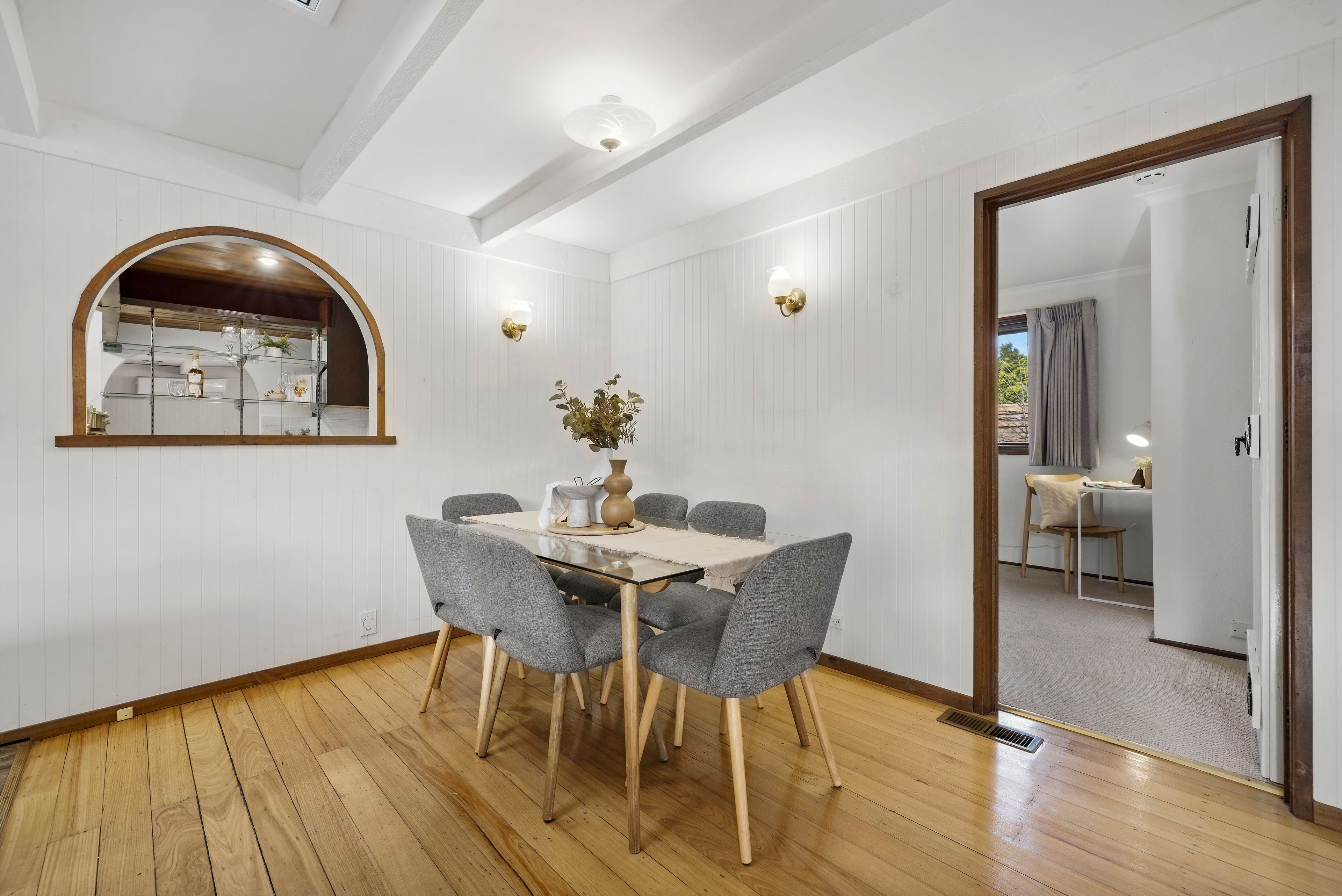 48 Stamford Crescent — photo 10 of 25