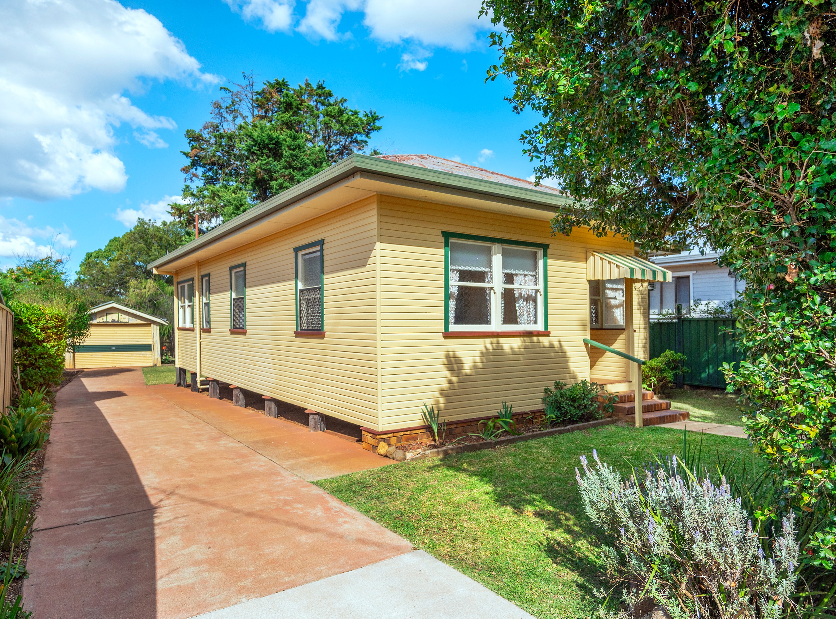 14 Newmarket Street, Newtown, QLD 4350