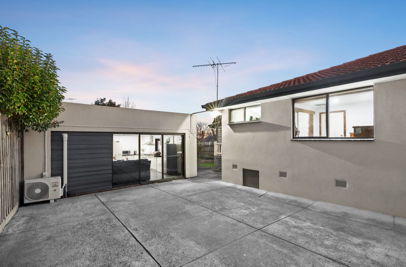 34 Thompson Circuit — photo 8 of 10