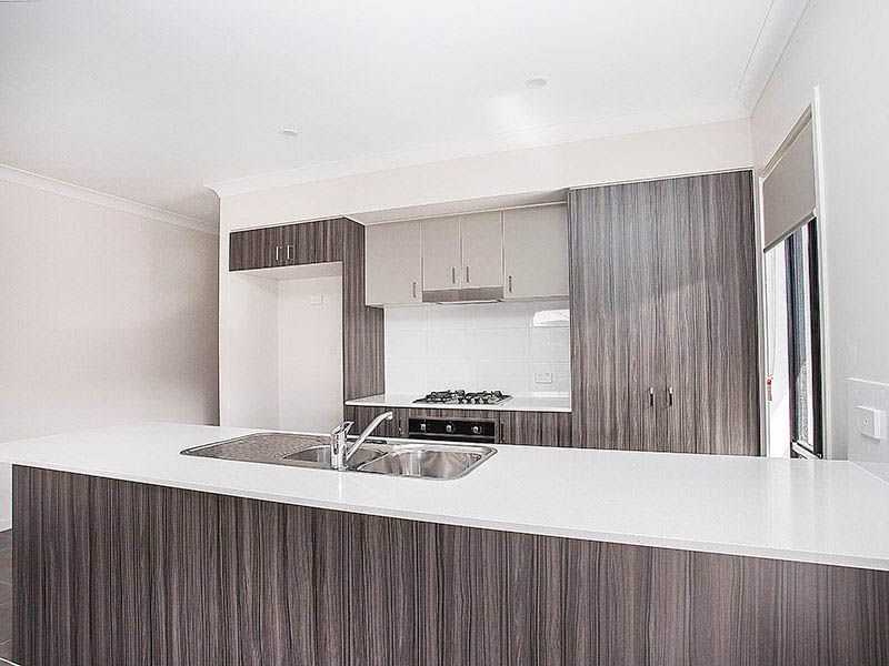 166 Spinnaker Boulevard, Newport, QLD 4020