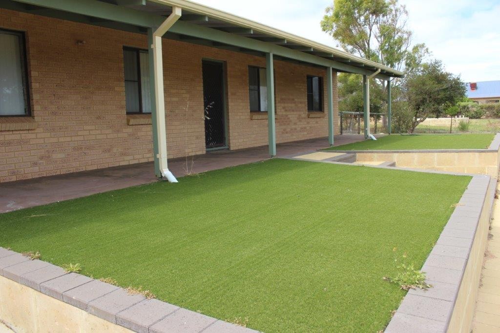 38 Tulloch Drive, Dongara, WA 6525