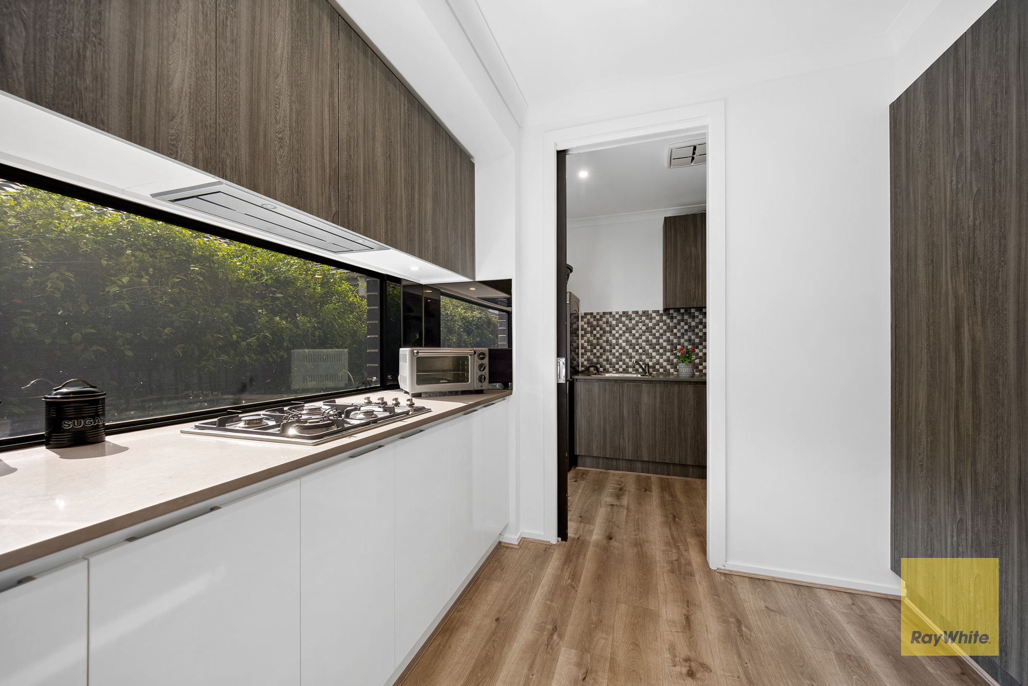 51 Cloverdale Road — photo 15 of 30