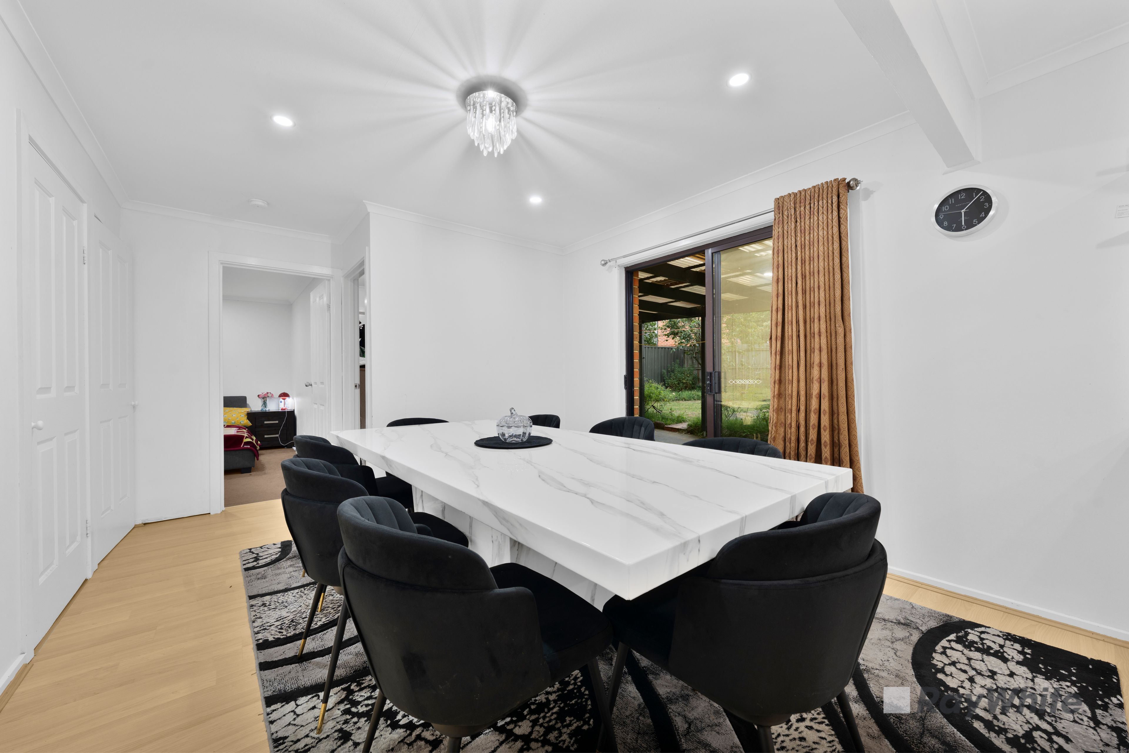 8 Schuler Court — photo 4 of 24