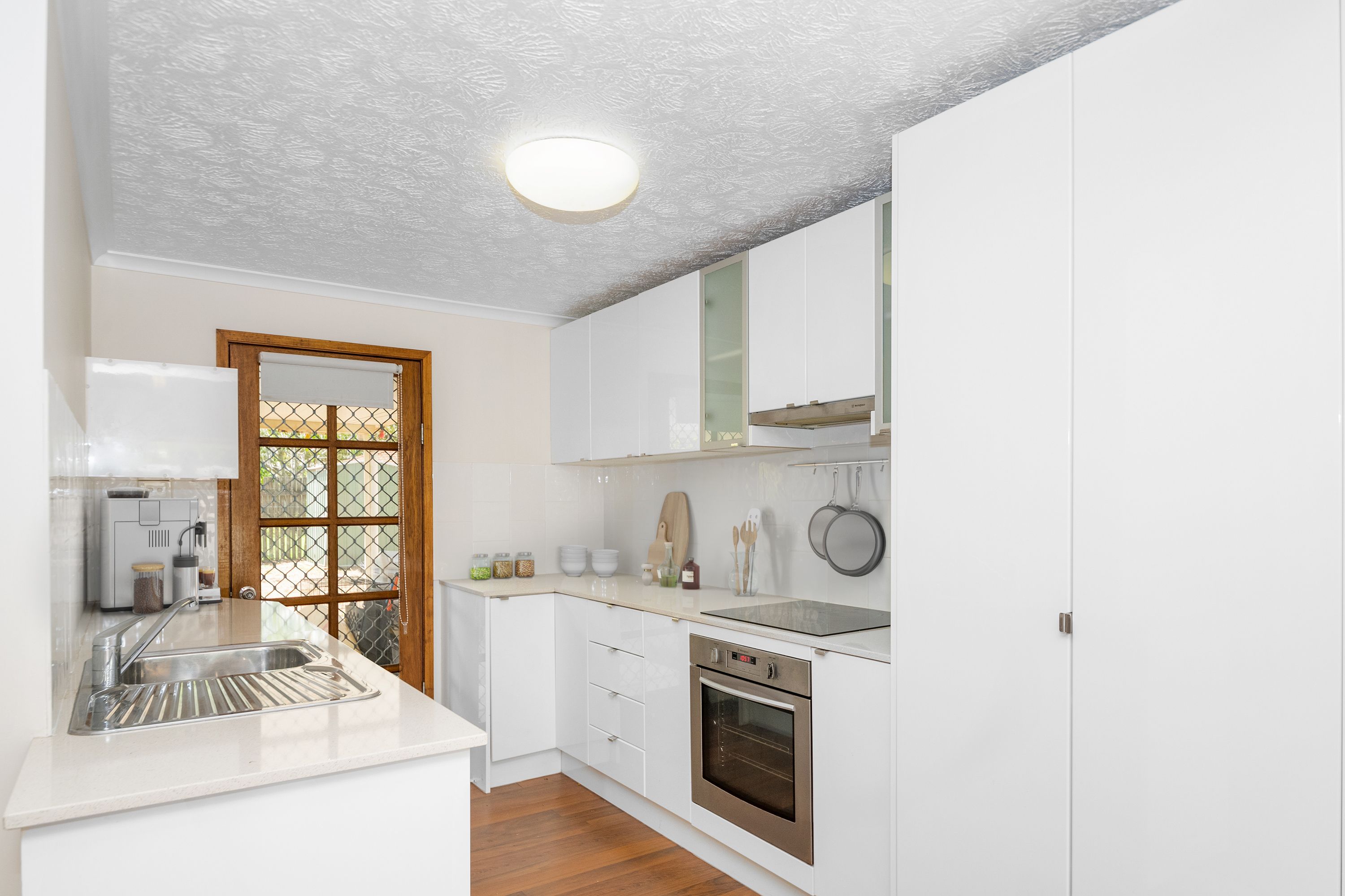6 Alpha Street, Kirwan, QLD 4817