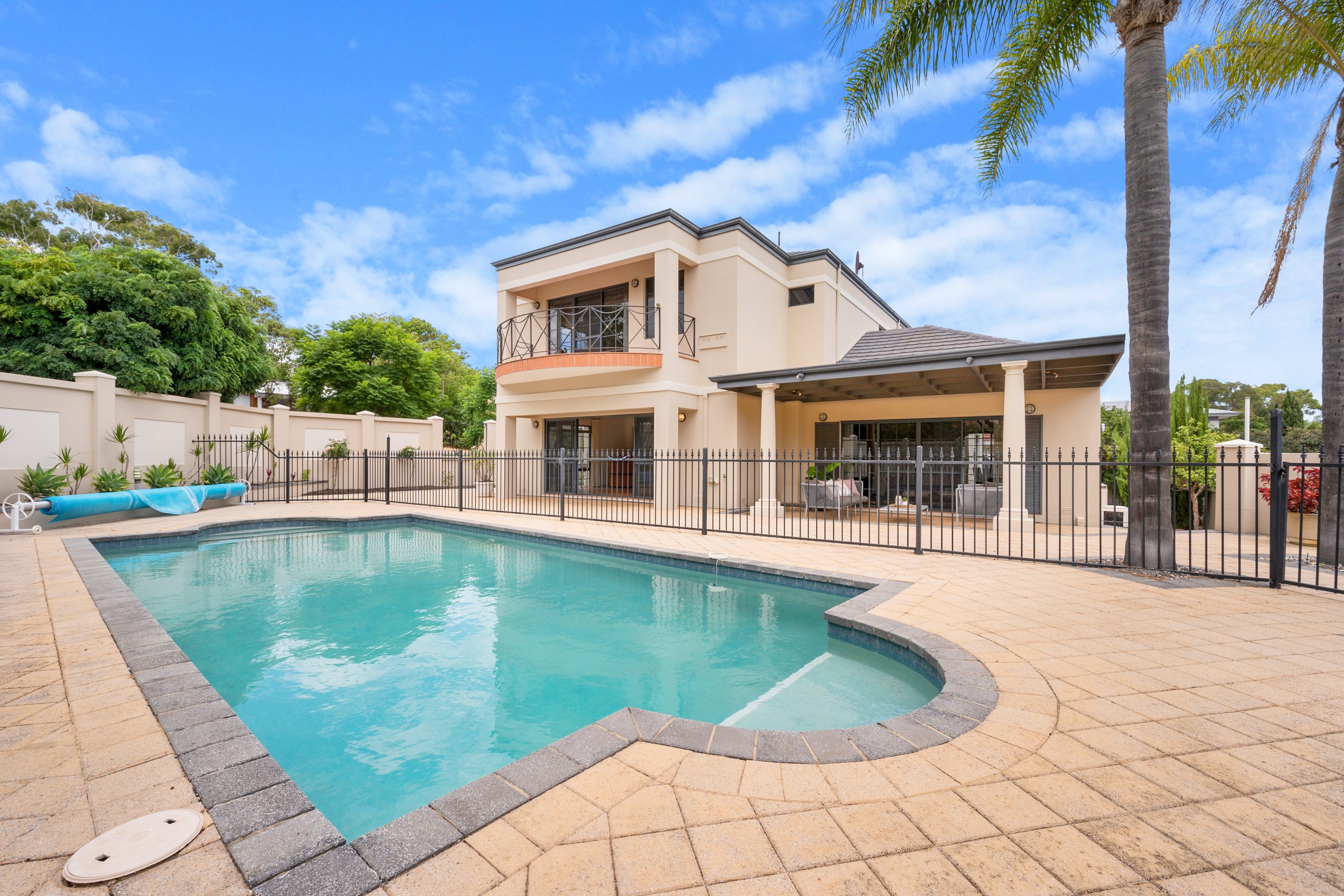 1 Davies Road, Dalkeith, WA 6009