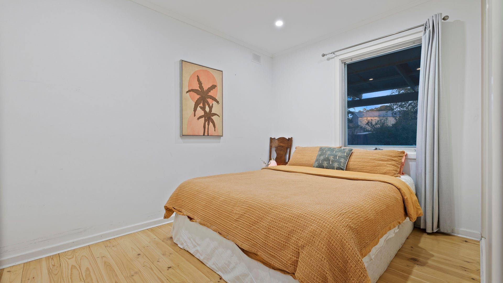 6 Naomi Avenue — photo 12 of 20