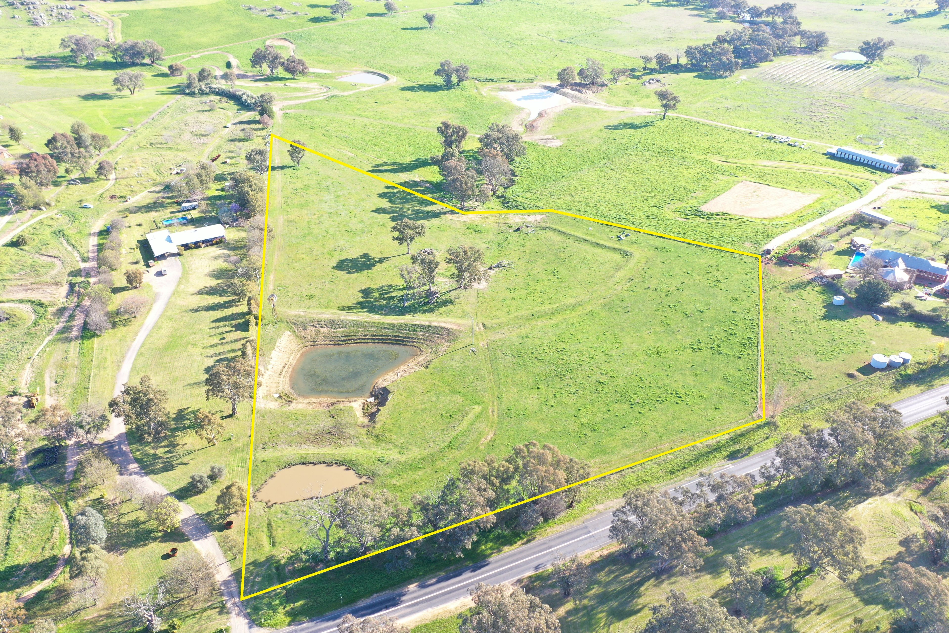 453 Henry Lawson Way, Young, NSW 2594