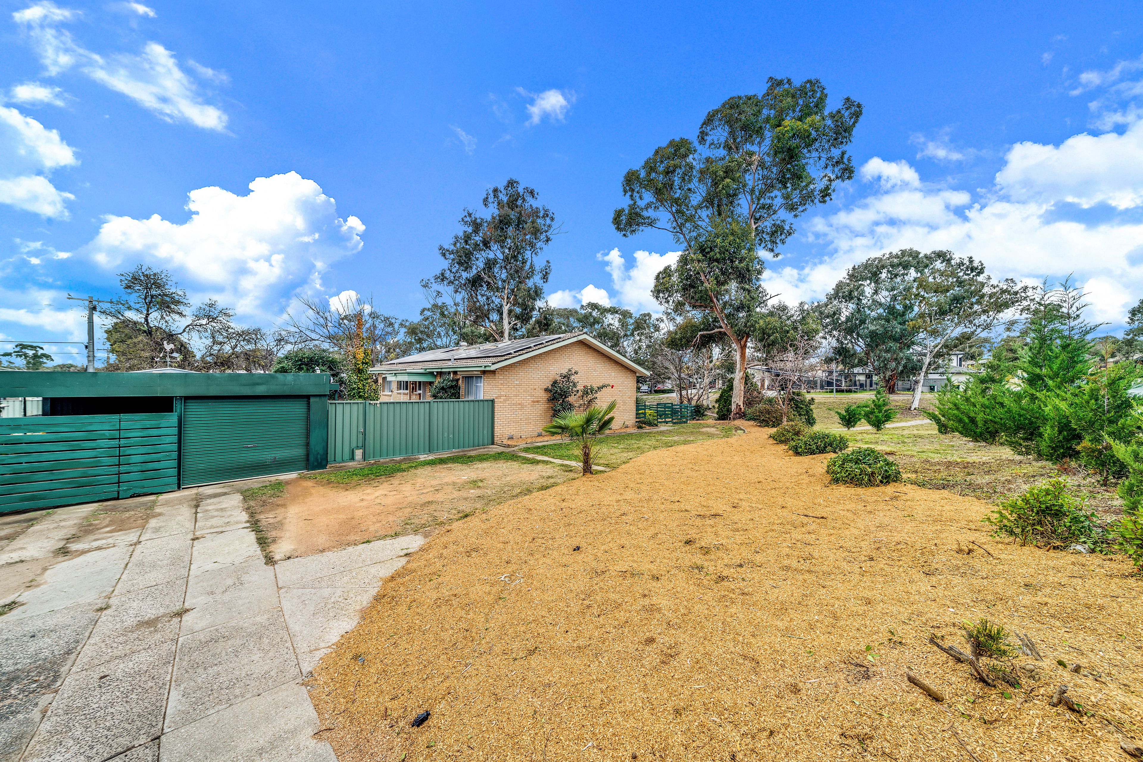 1 Pickworth Street, Holt, ACT 2615