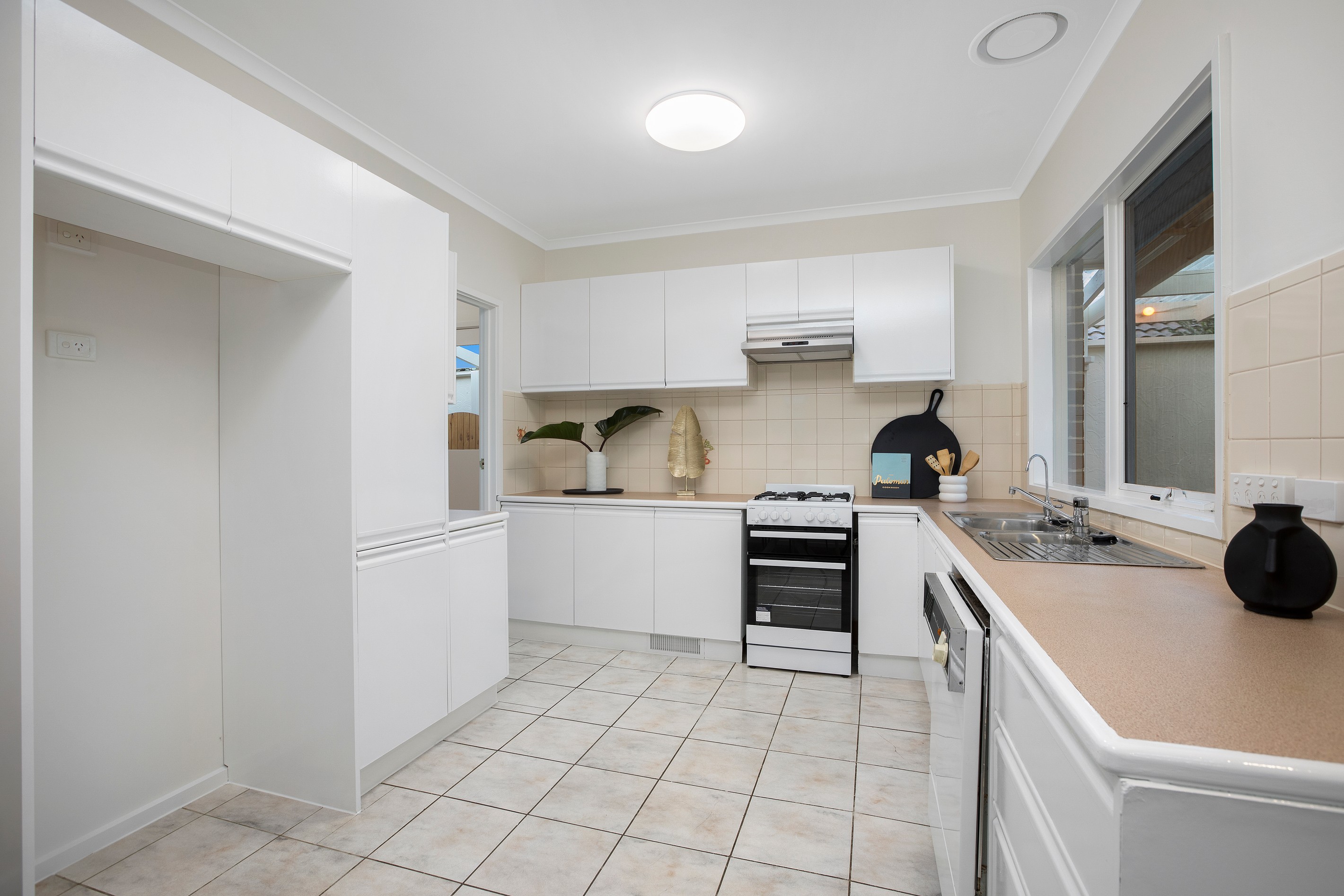 16B Wallace Crescent, Beaumaris, VIC 3193