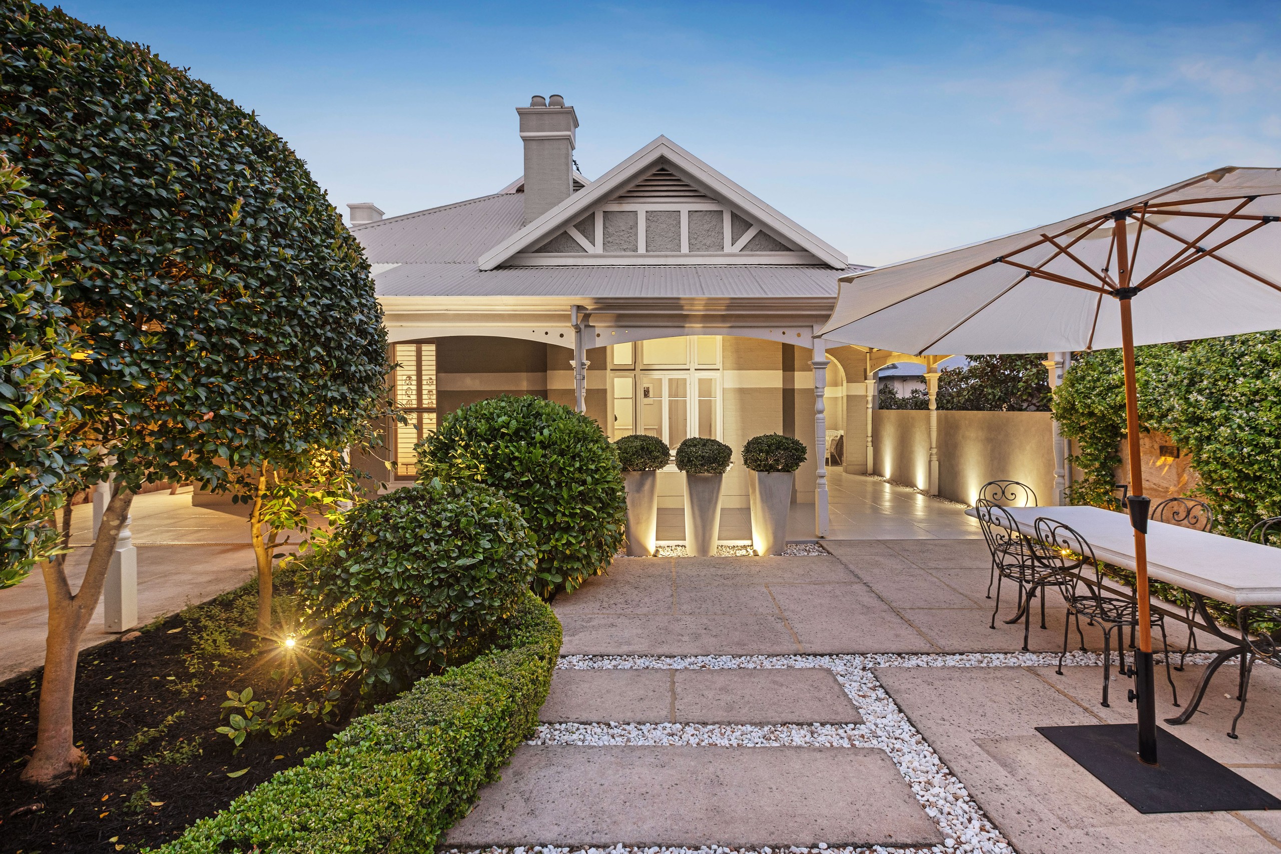 6 Queenslea Drive, Claremont, WA 6010