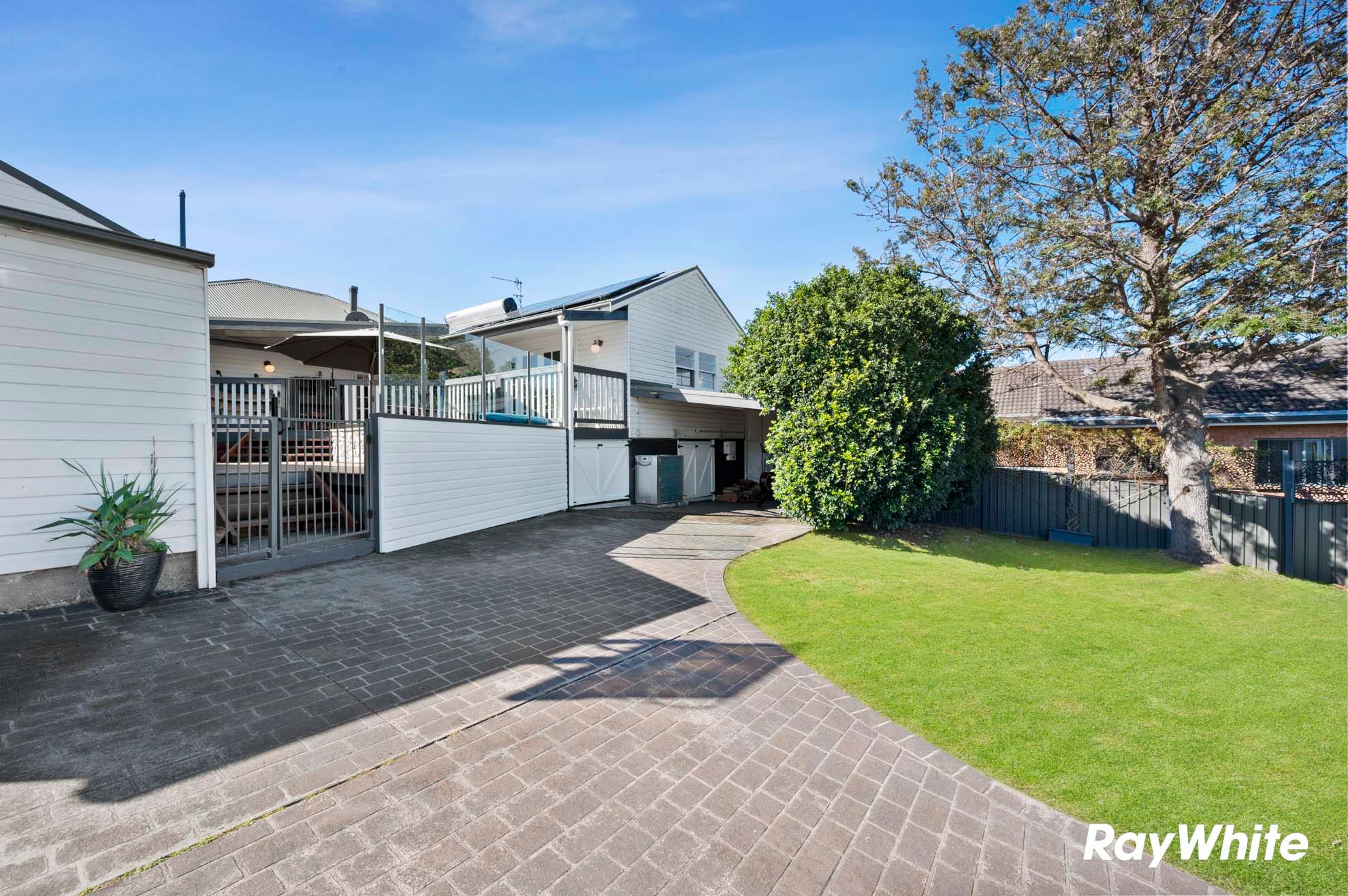 14 Tilba Street — photo 22 of 30