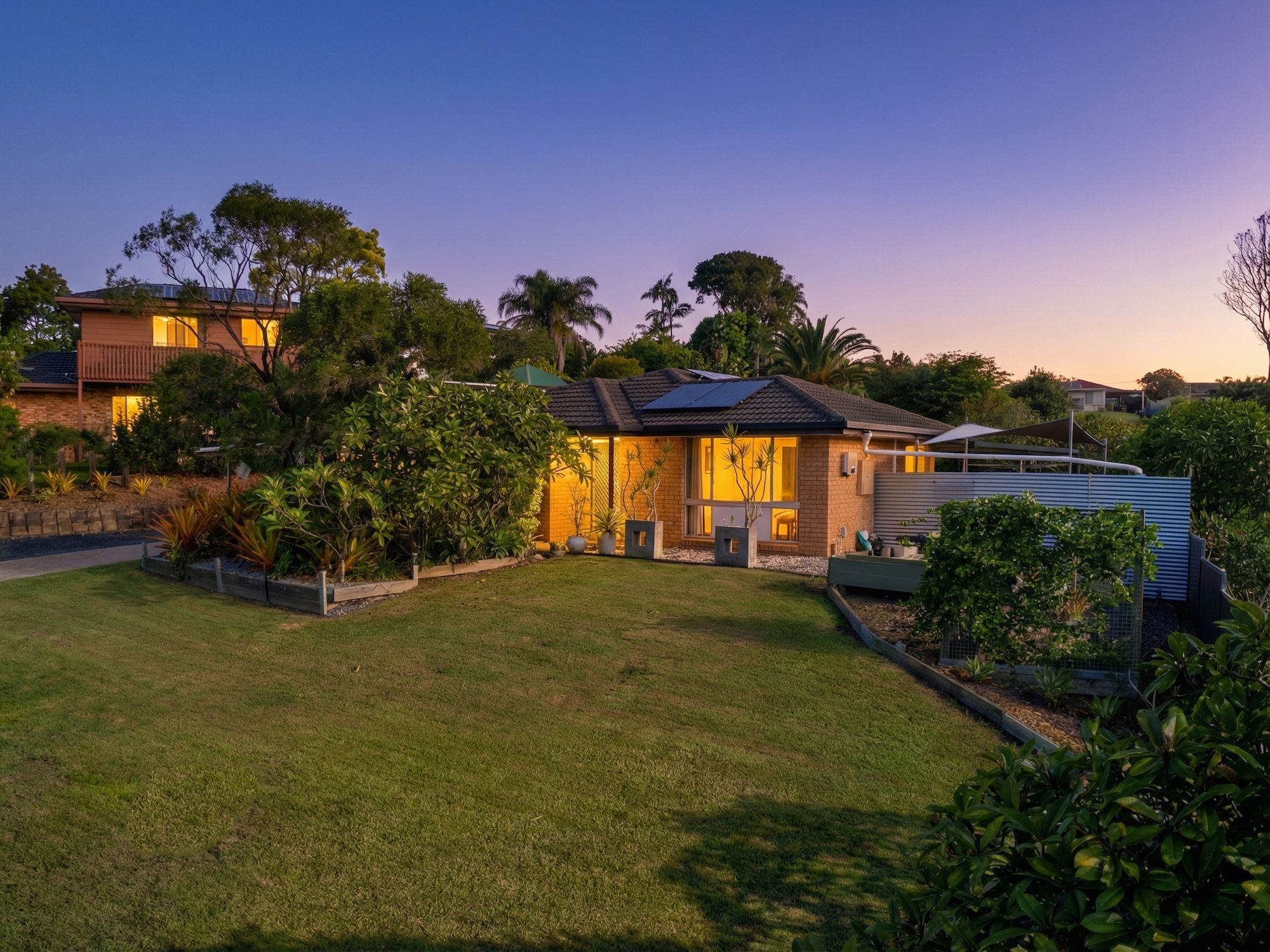12 Balfour Crescent, Highland Park, QLD 4211