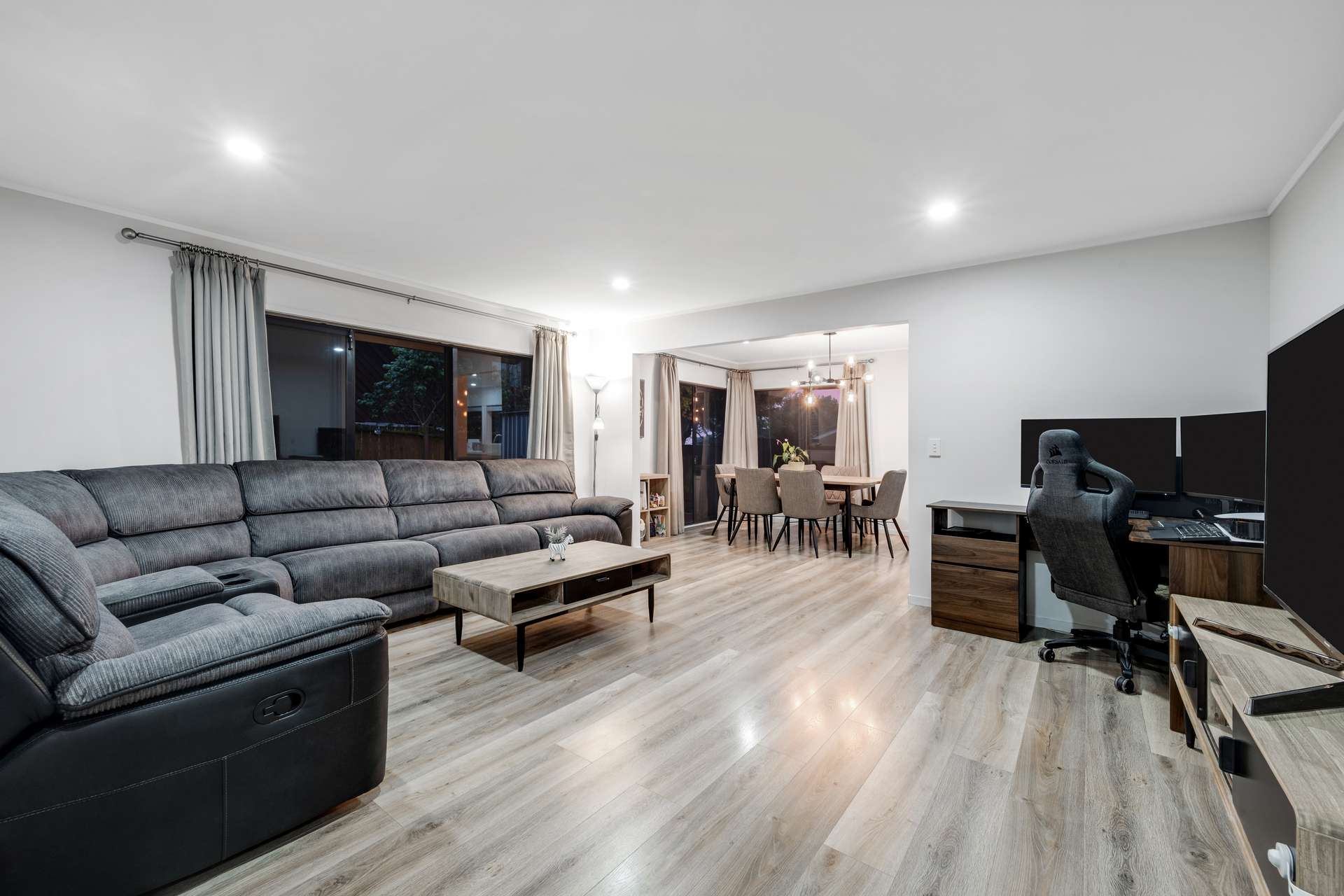 2/155 Whitford Road photo 19