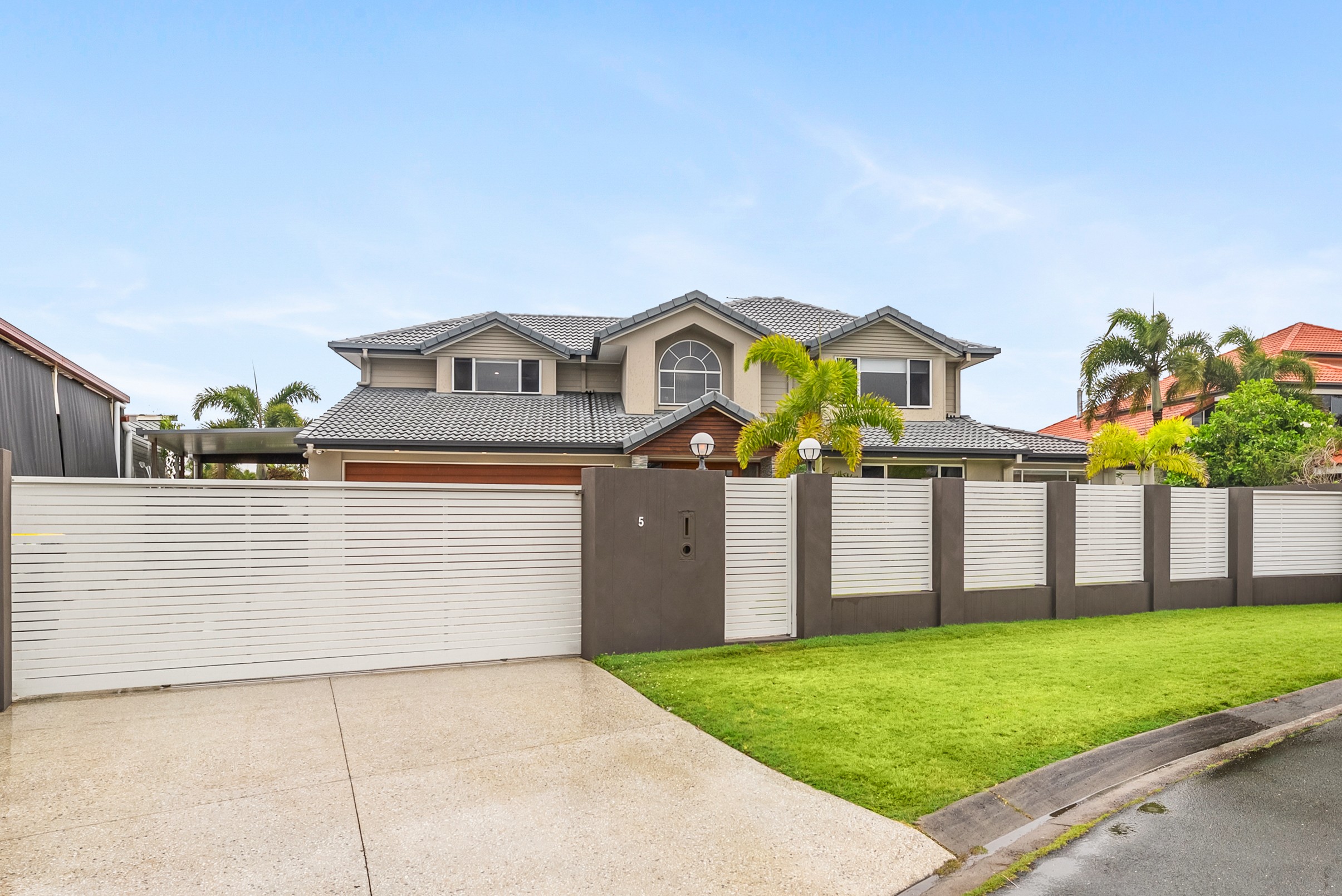 5 Sceptre Court, Newport, QLD 4020
